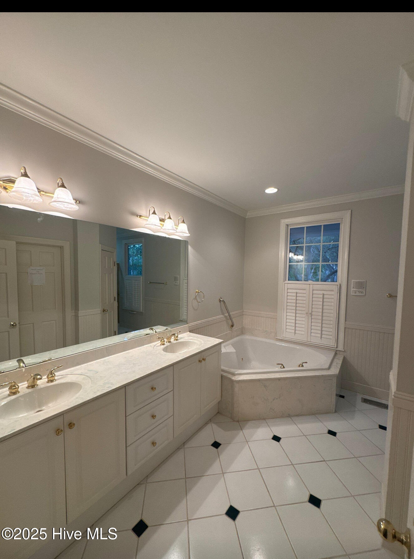 3931 Members Club Boulevard Property Photo 13