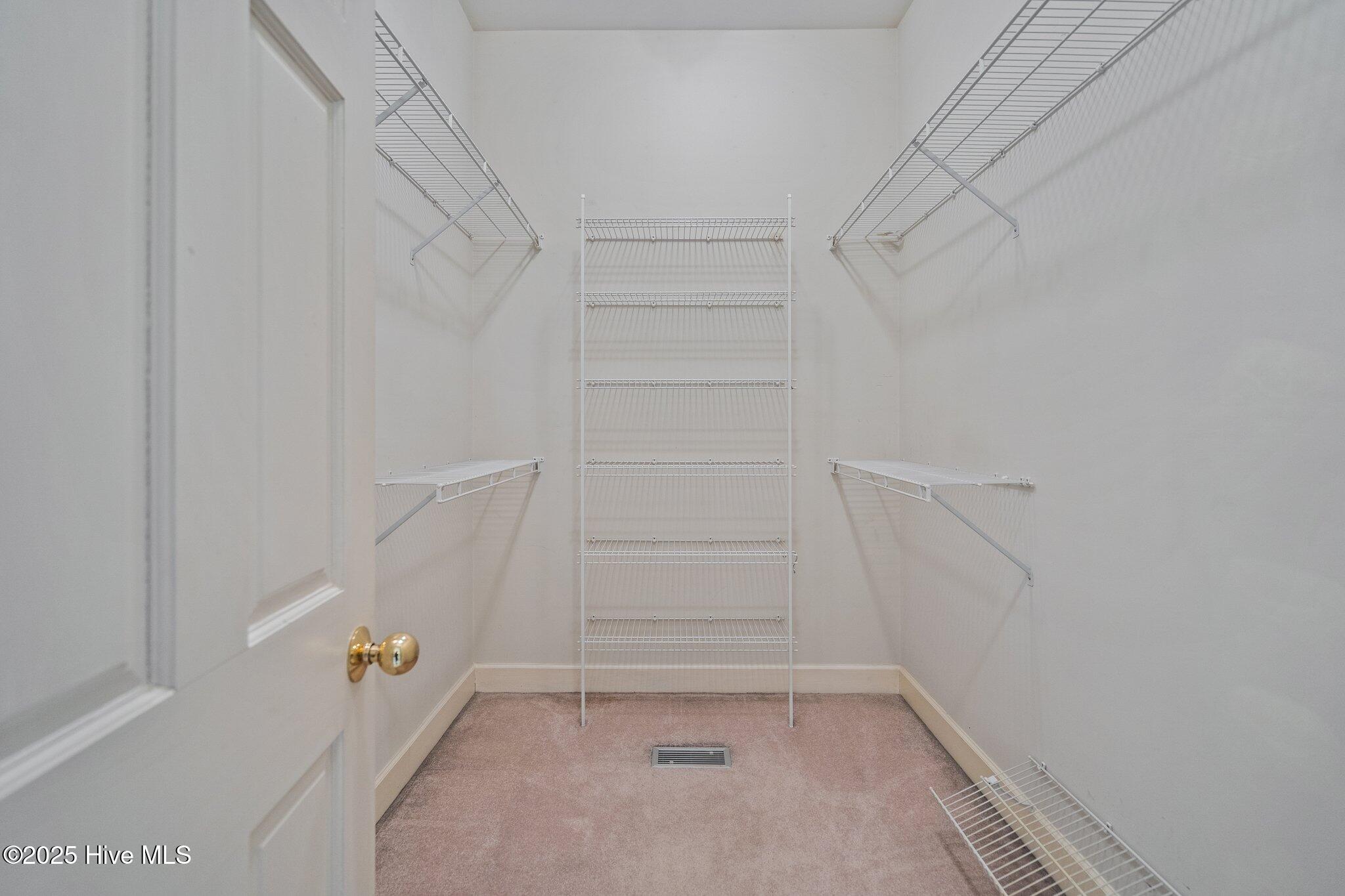 3931 Members Club Boulevard Property Photo 14