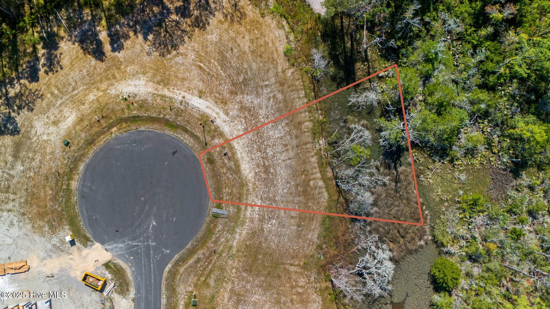 508 Swan Court Property Photo 2