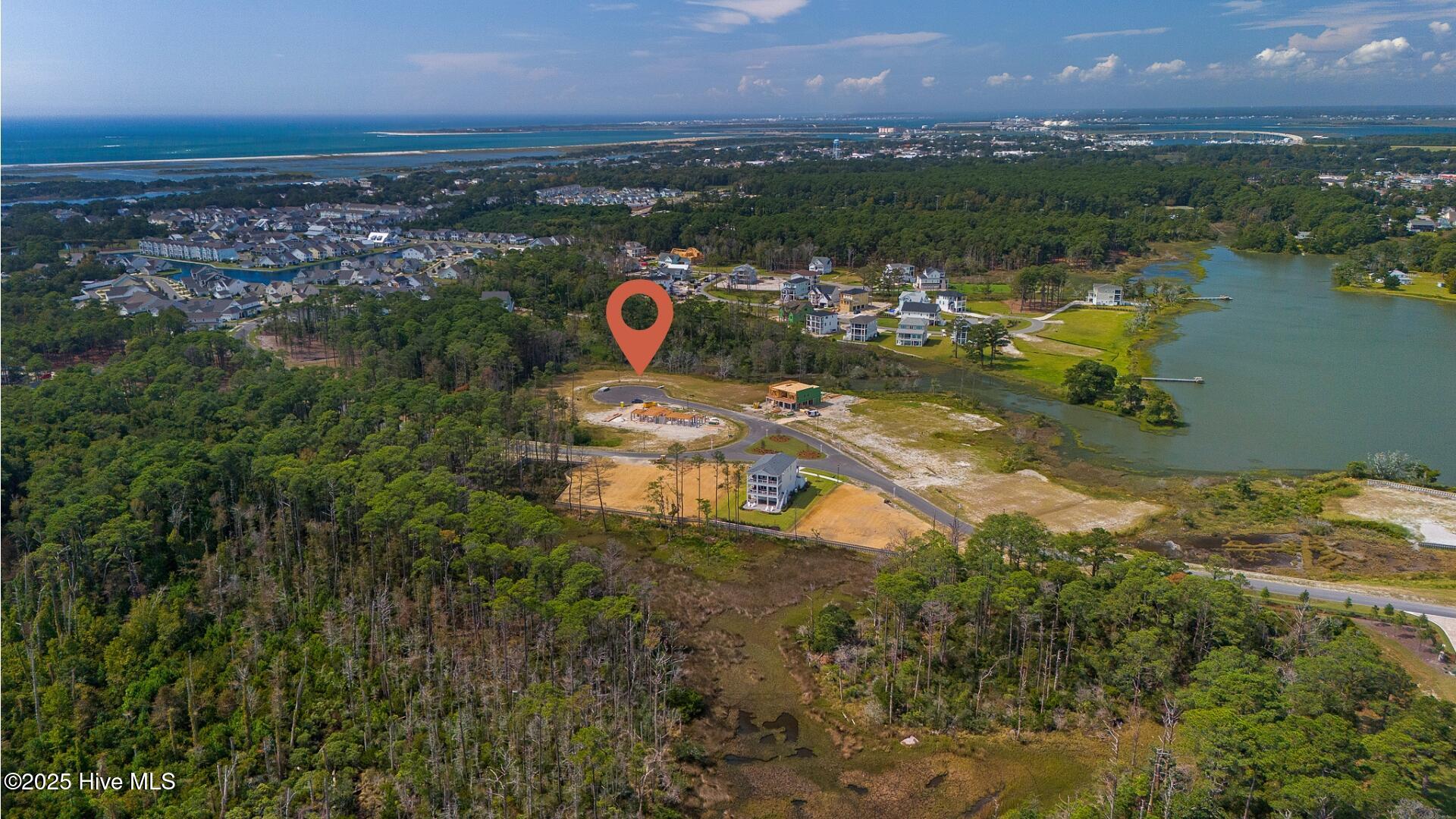 508 Swan Court Property Photo 6