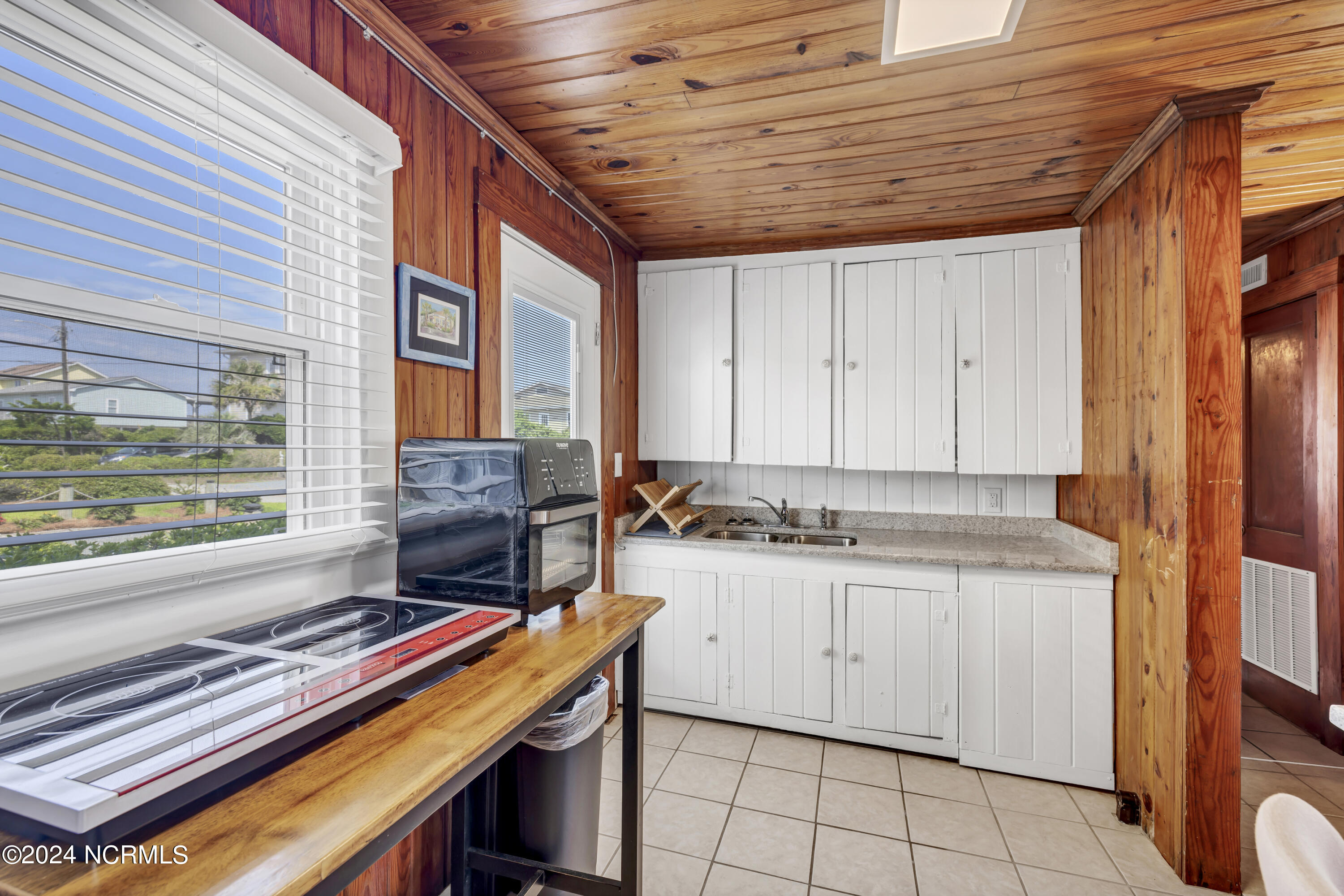 1008 Ocean Boulevard Property Photo 15