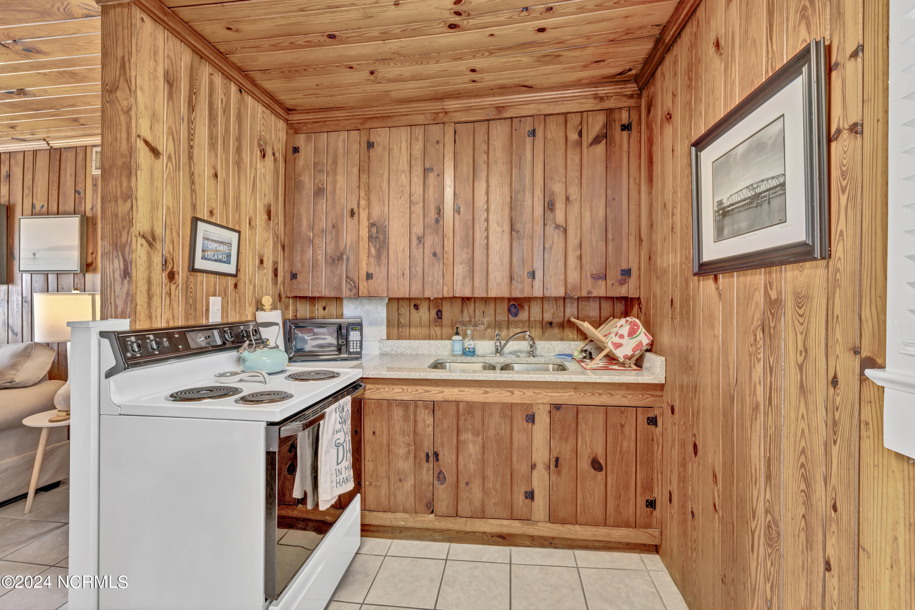 1008 Ocean Boulevard Property Photo 27
