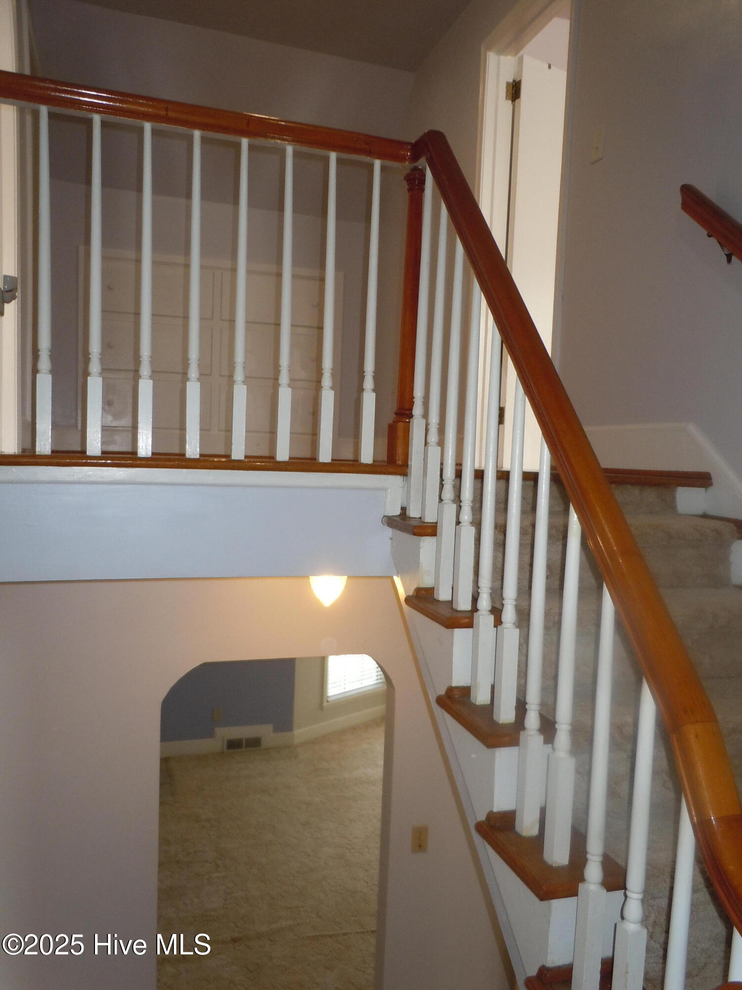 110 E Bell Street Property Photo 31