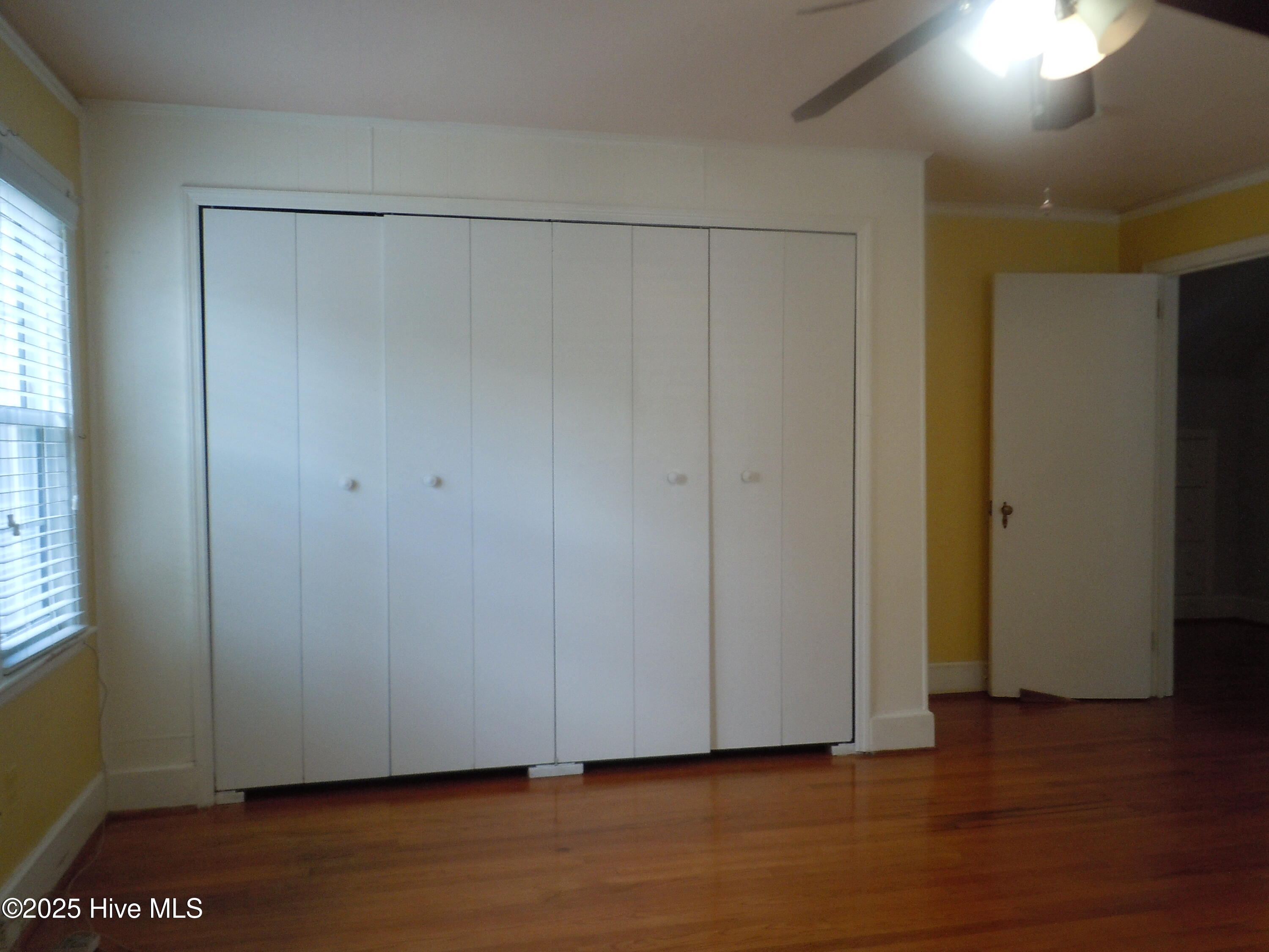 110 E Bell Street Property Photo 34