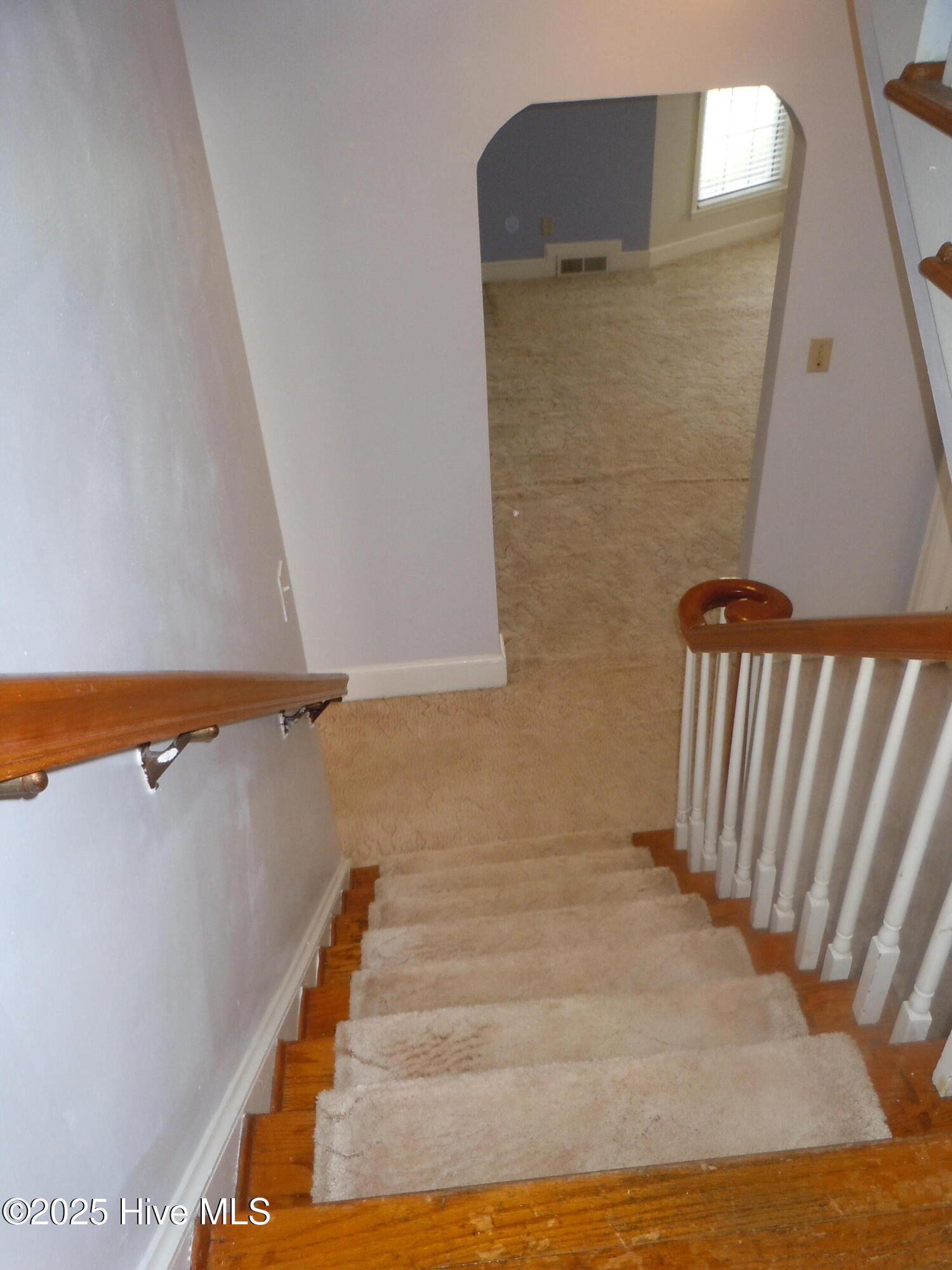 110 E Bell Street Property Photo 54