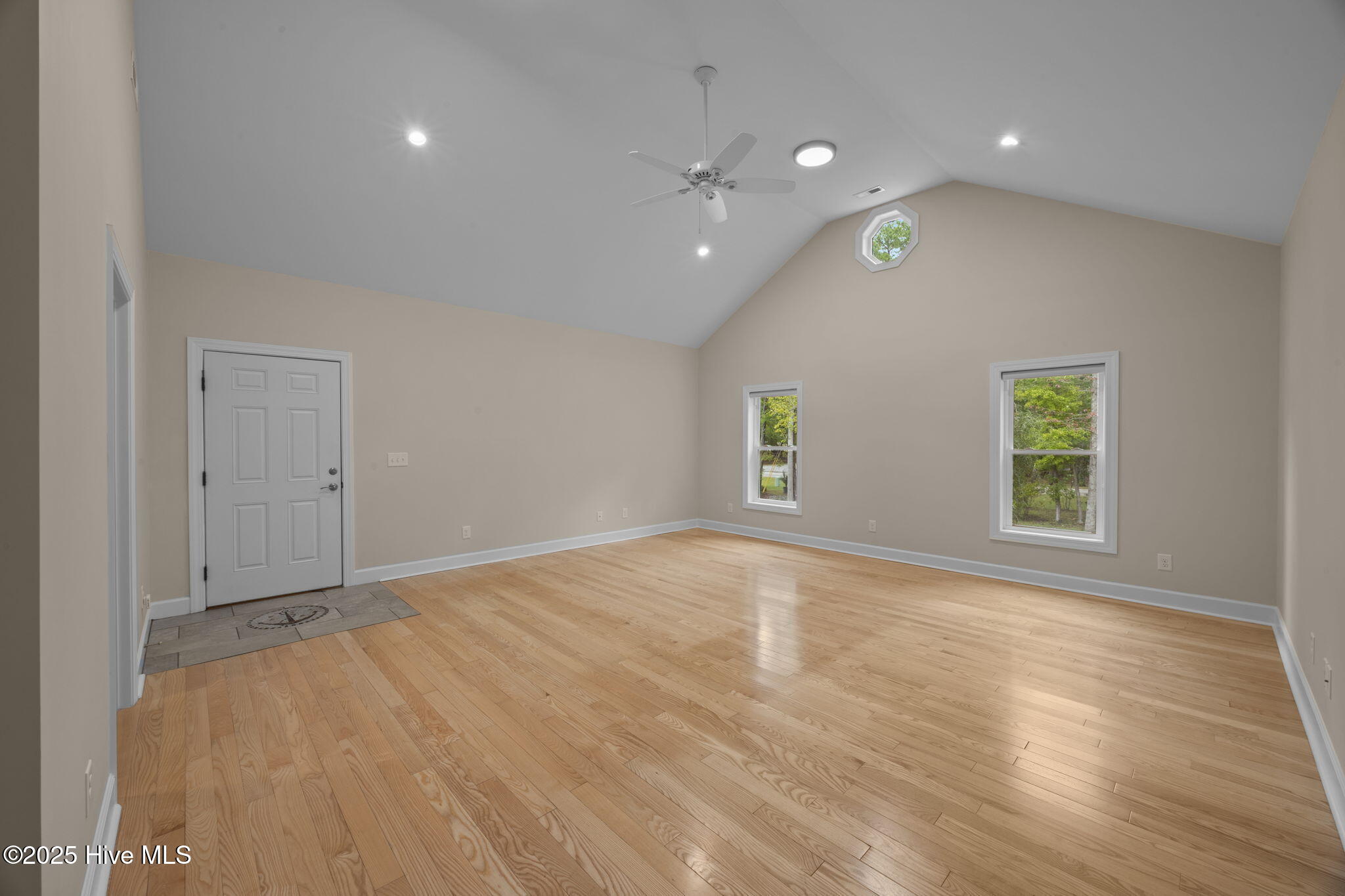 402 Whittaker Point Road Property Photo 13