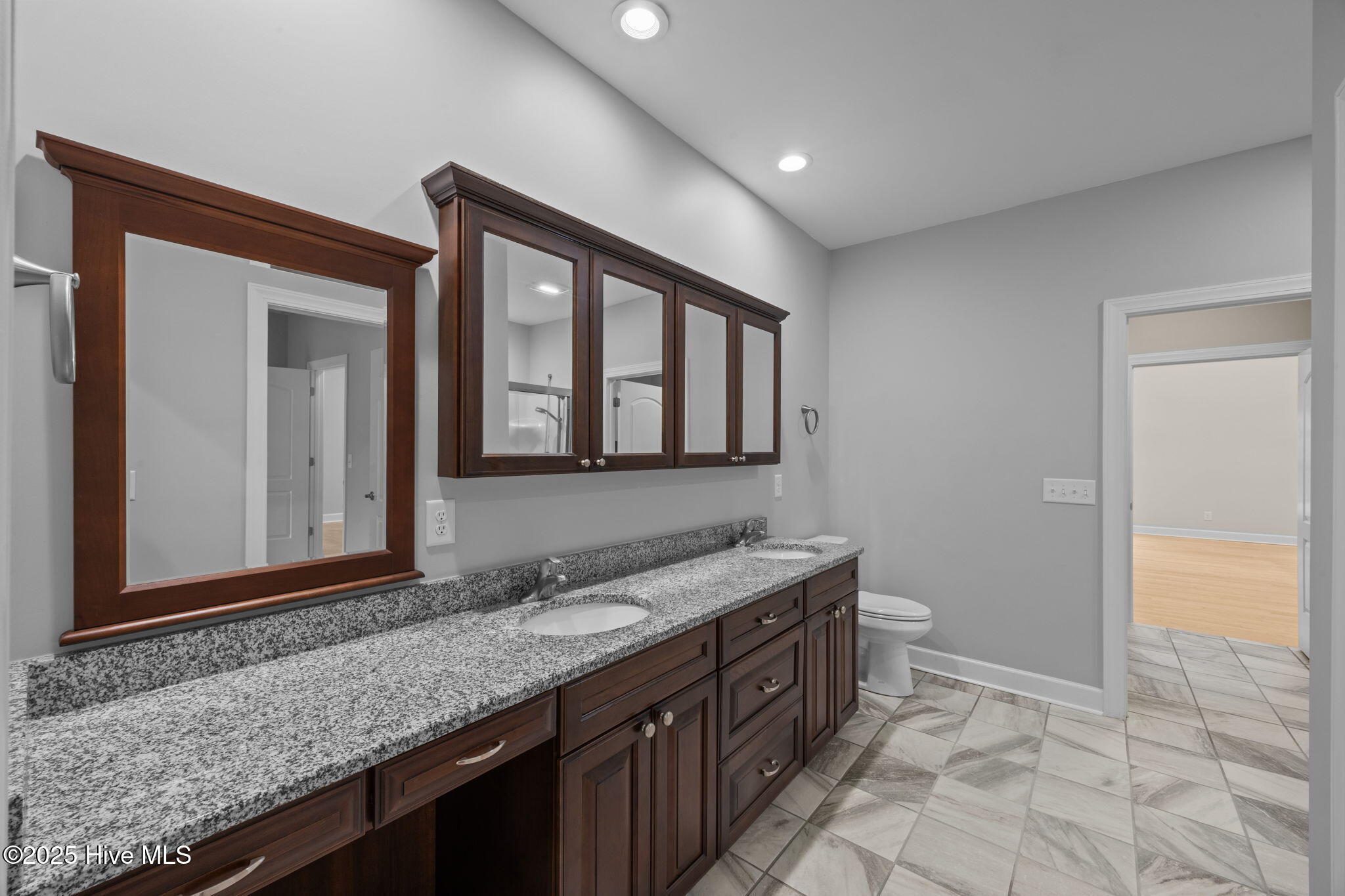 402 Whittaker Point Road Property Photo 19