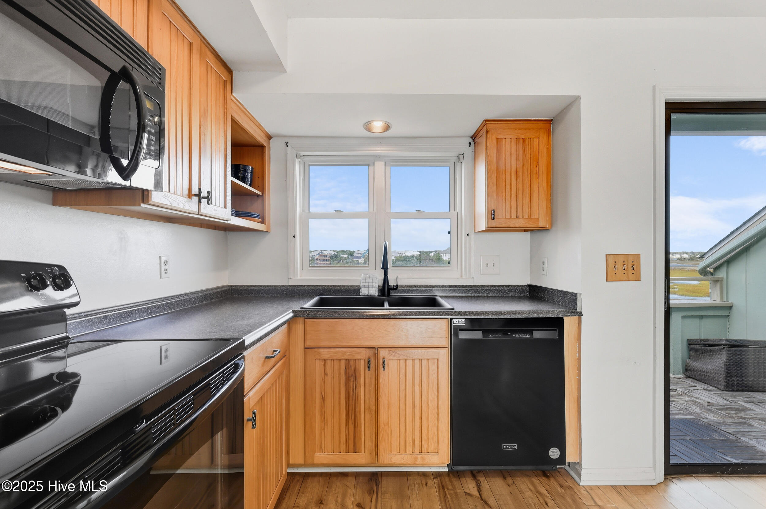 1709 Canal Drive B11 Property Photo 11