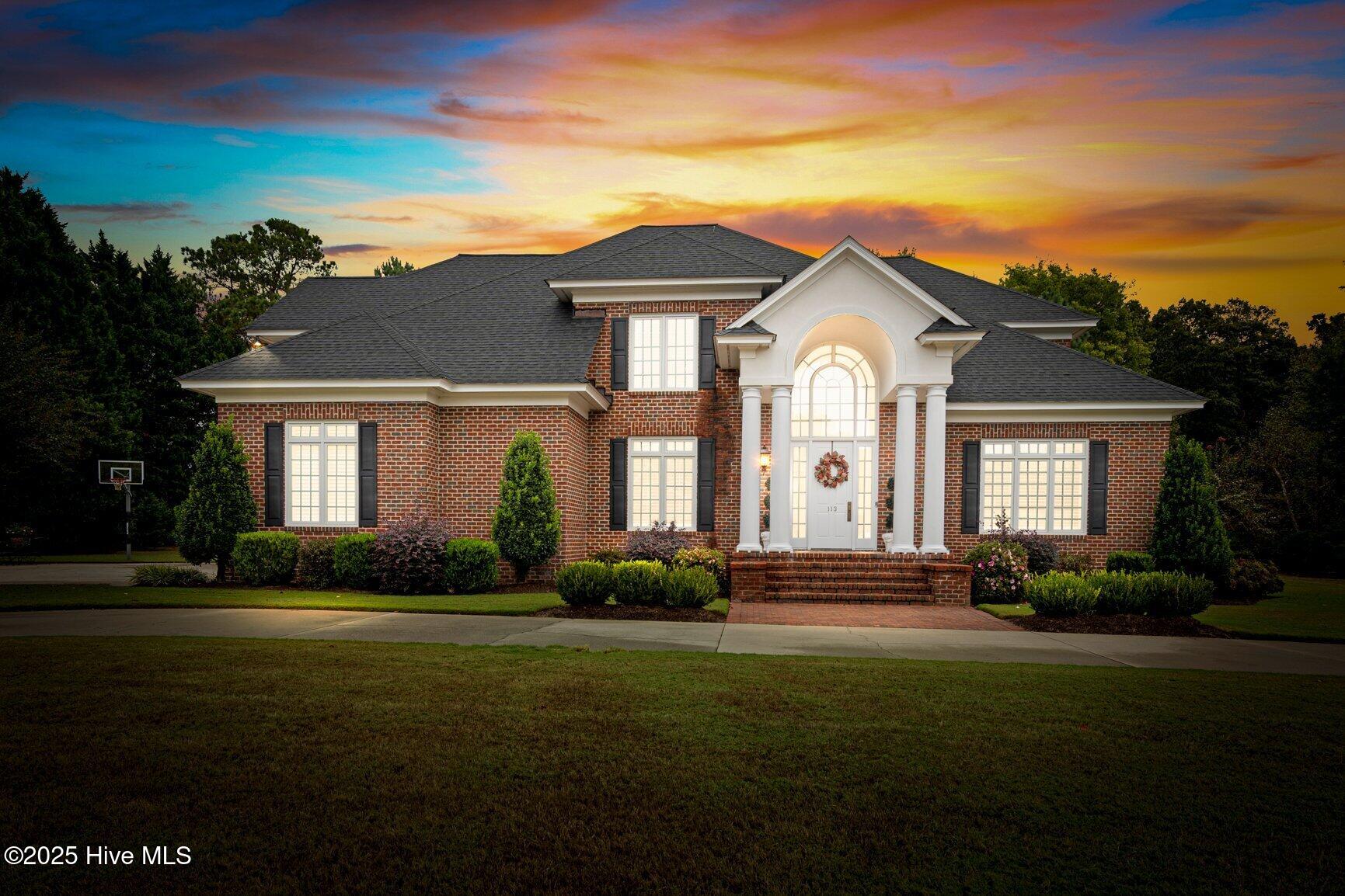 113 Whitby Court Property Photo 1