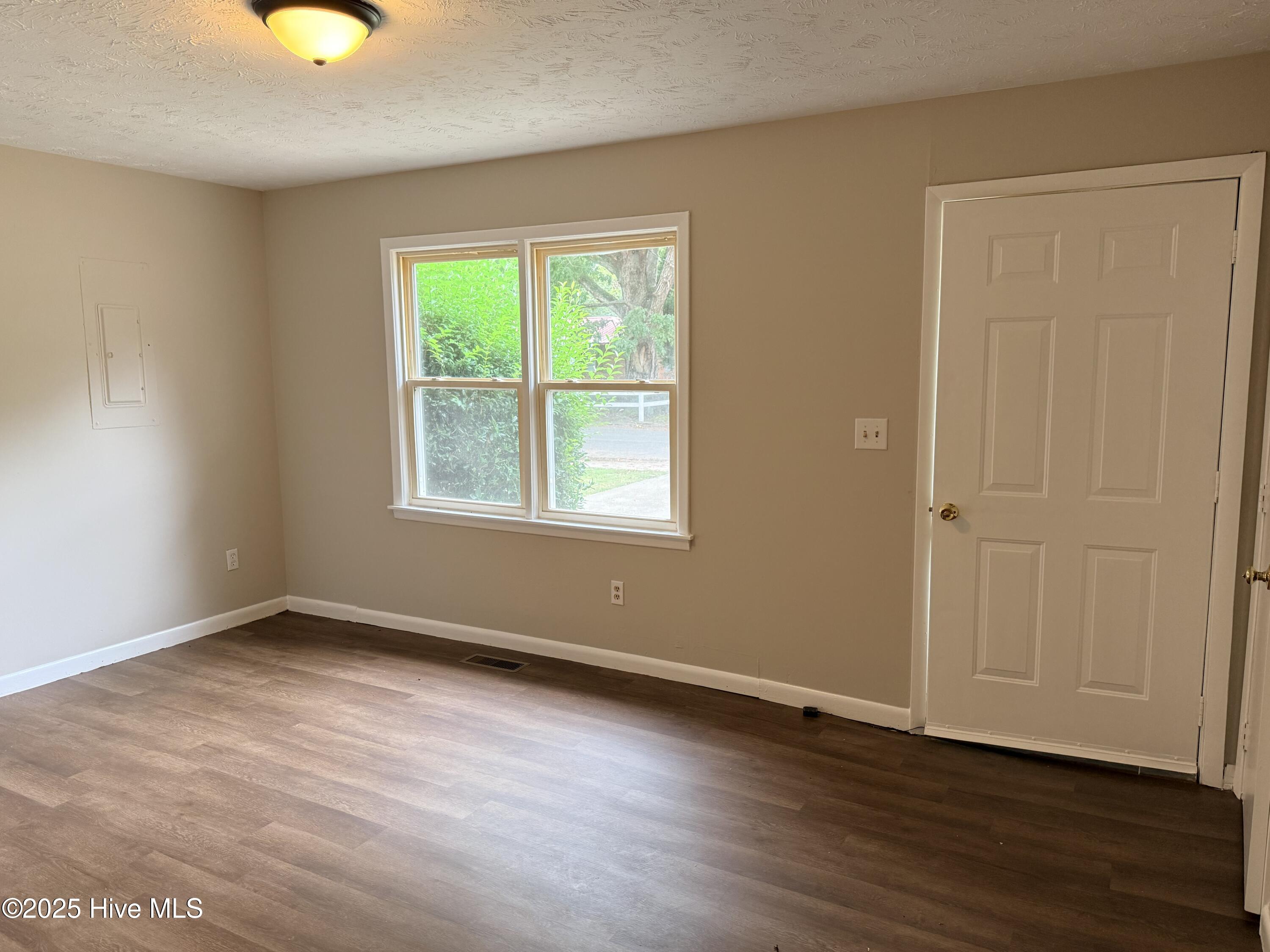 603 Pine Street Property Photo 1