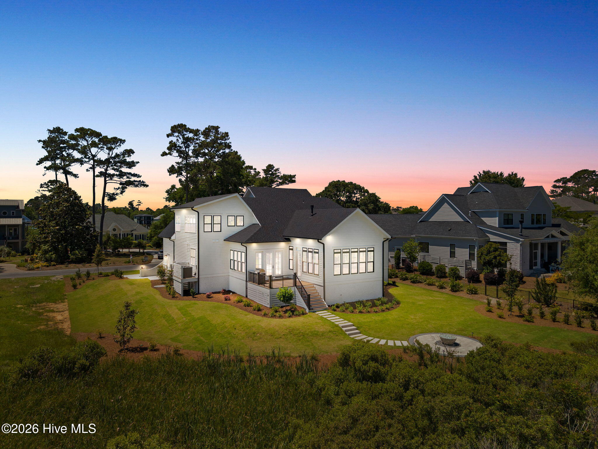 2611 Mariners Way Se Property Photo 7