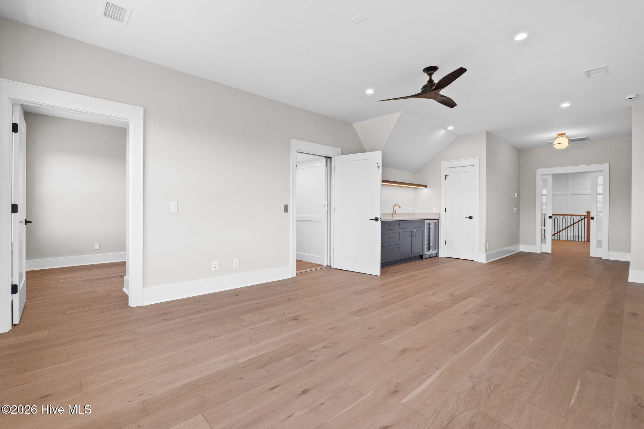 2611 Mariners Way Se Property Photo 57
