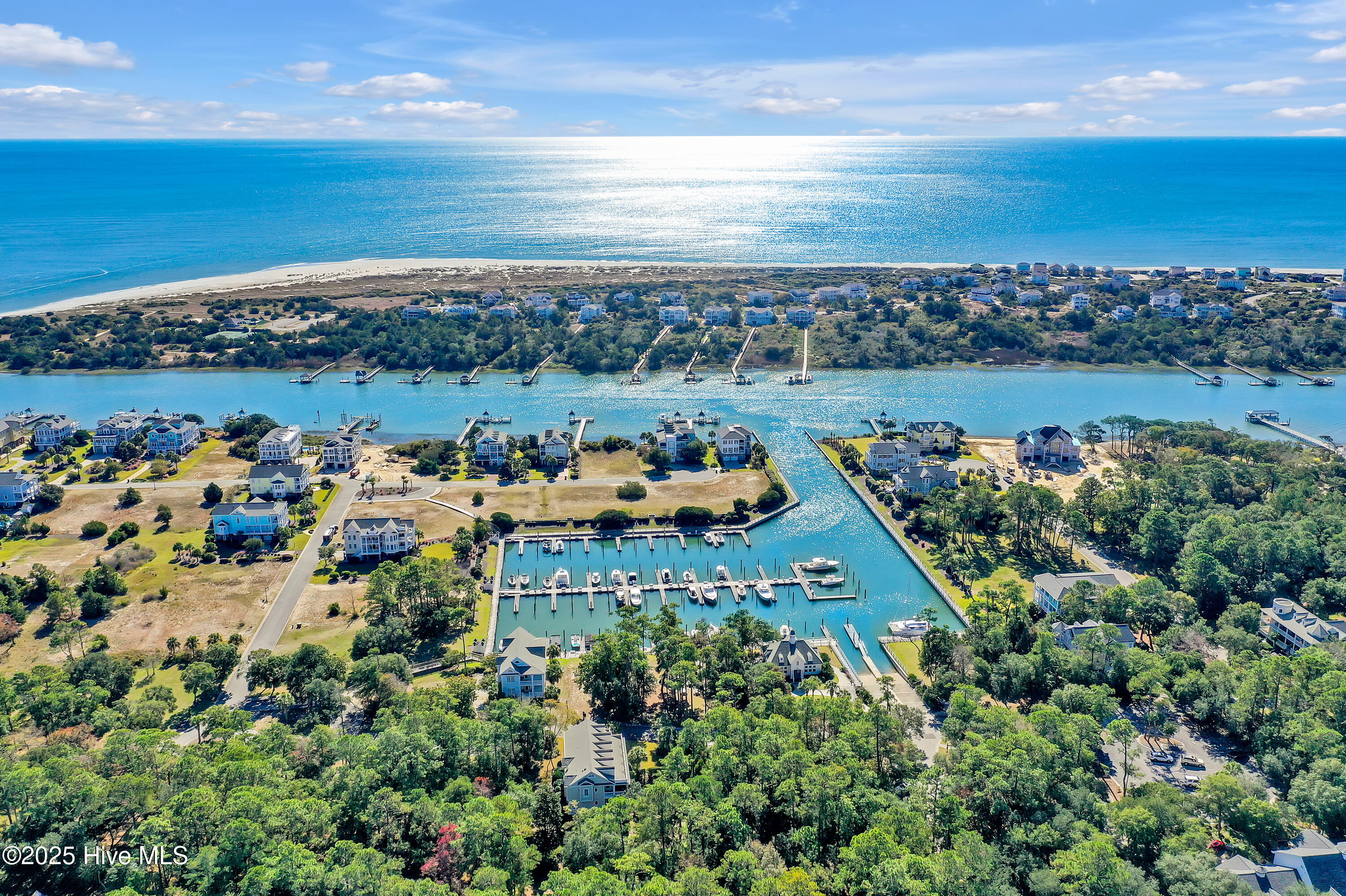 587 Valverda Street Property Photo 21