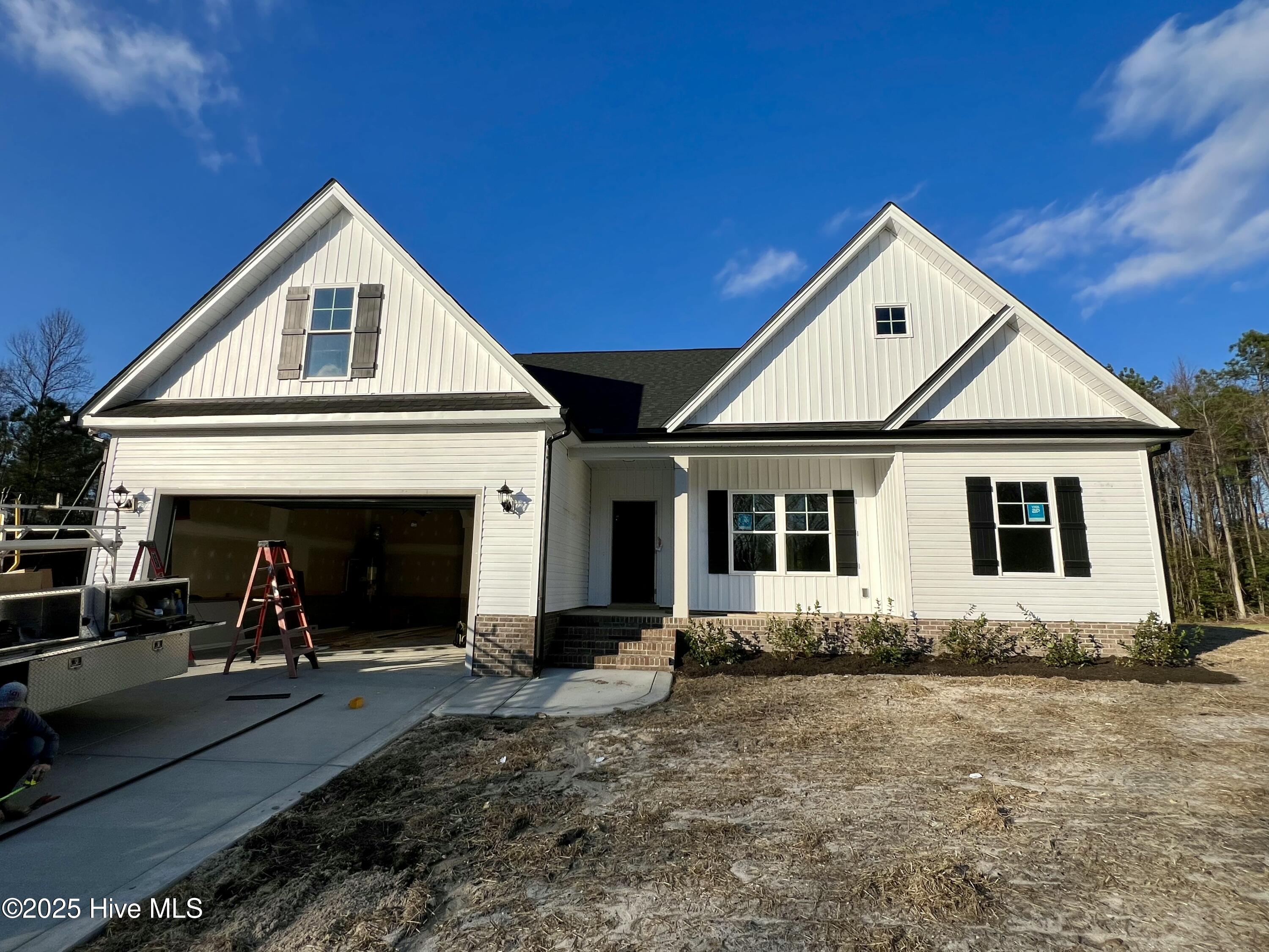 118 Sagewood Drive Property Photo 1