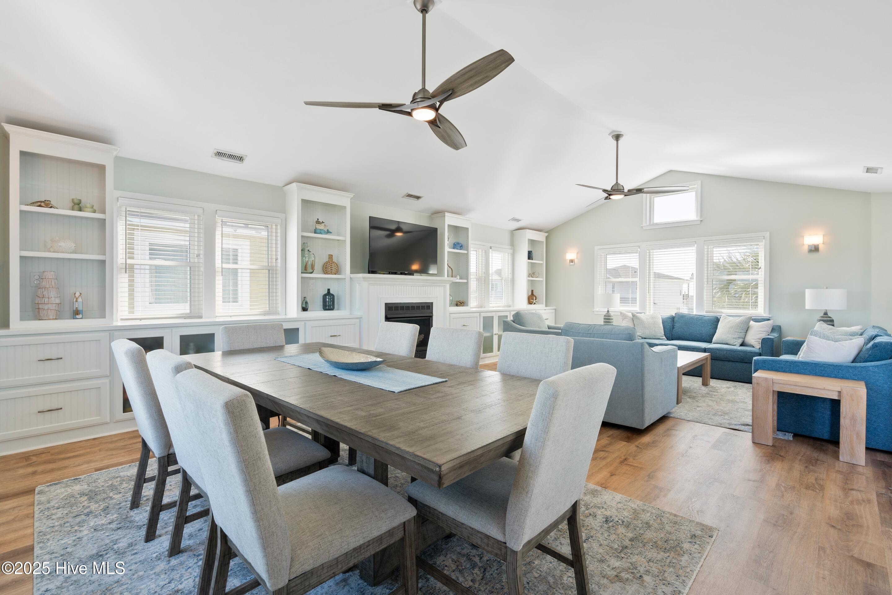 648 Ocean Boulevard W Property Photo 9
