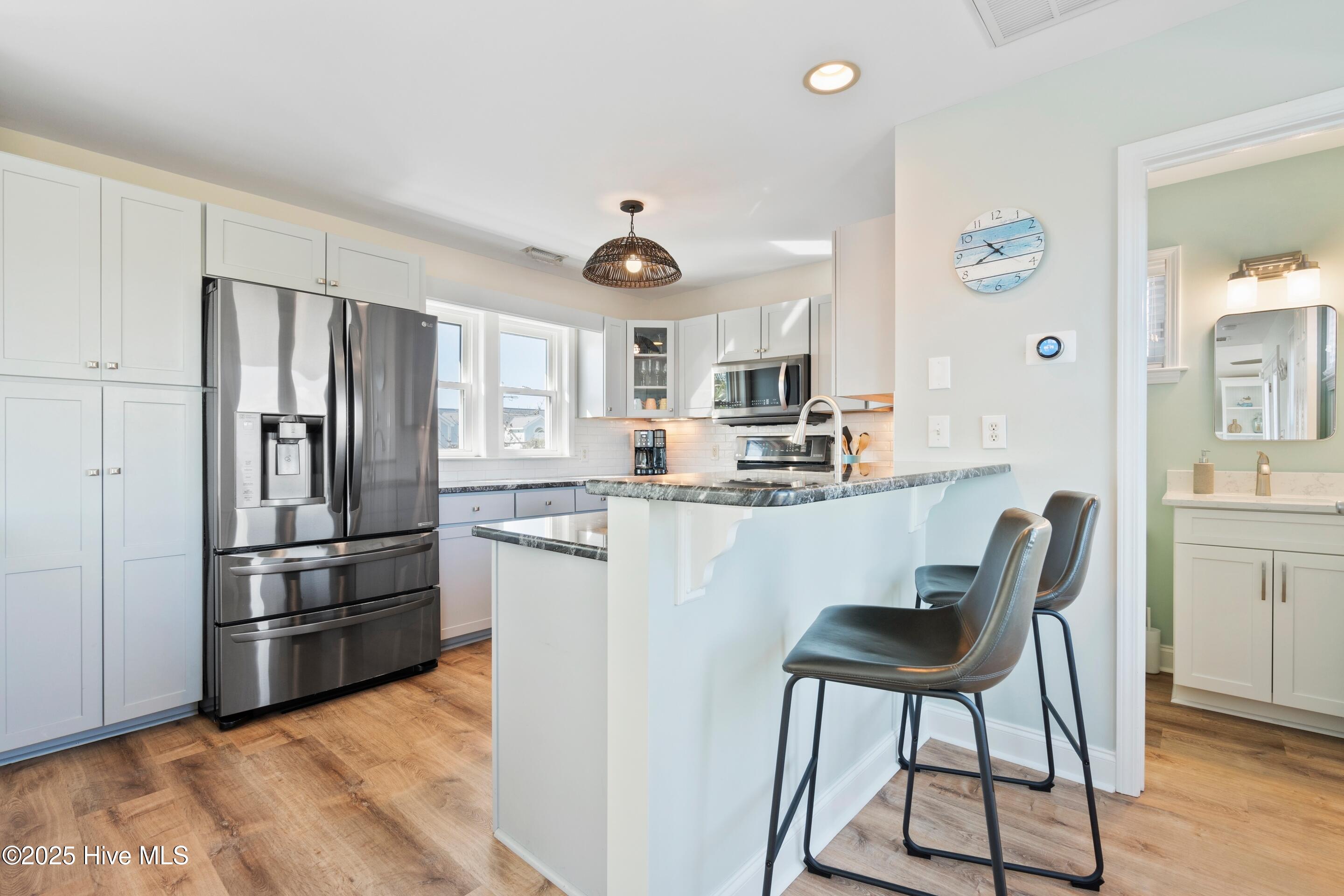 648 Ocean Boulevard W Property Photo 17