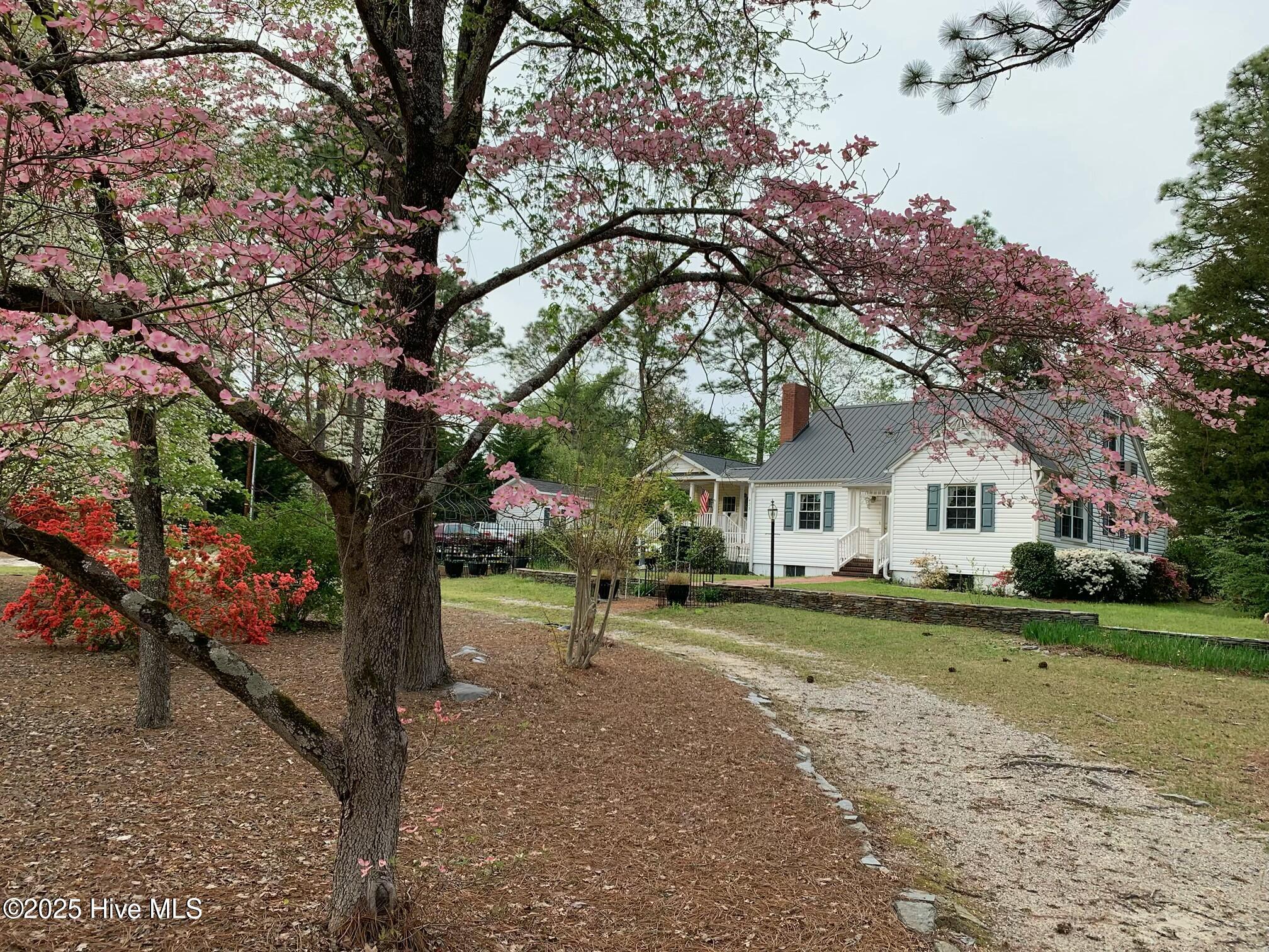 435 W Baltimore Avenue Property Photo 1