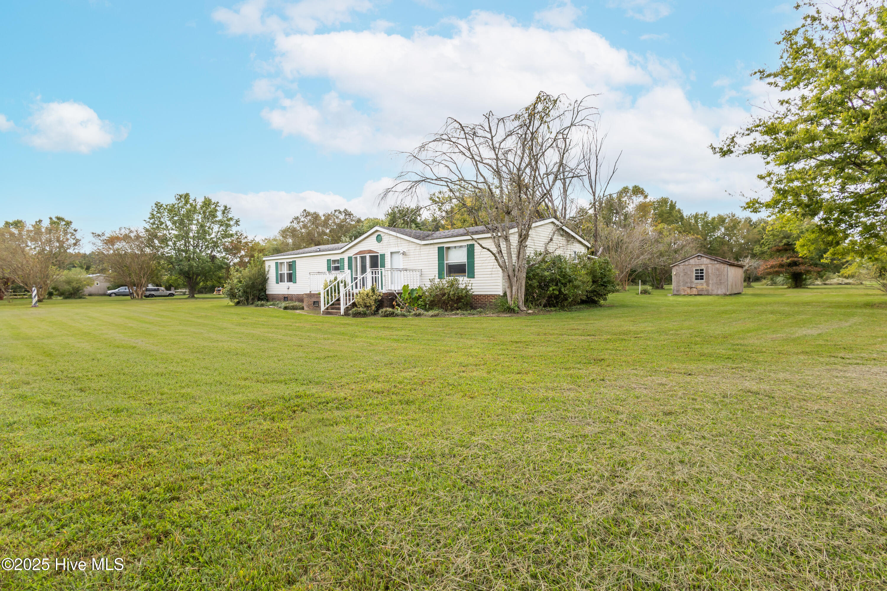 328 Middle Swamp Road Property Photo 1