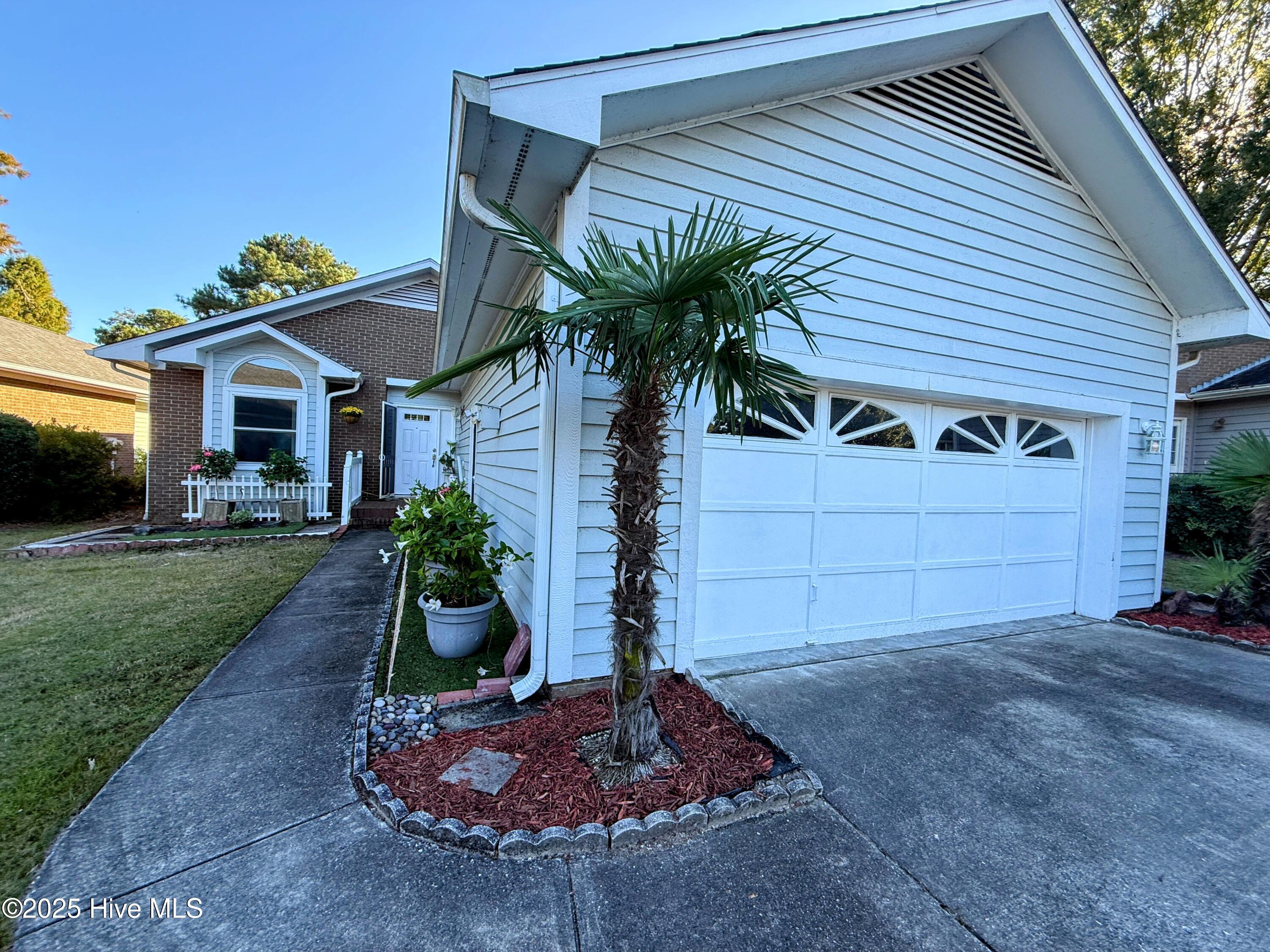 3721 Sand Trap Court Property Photo 2