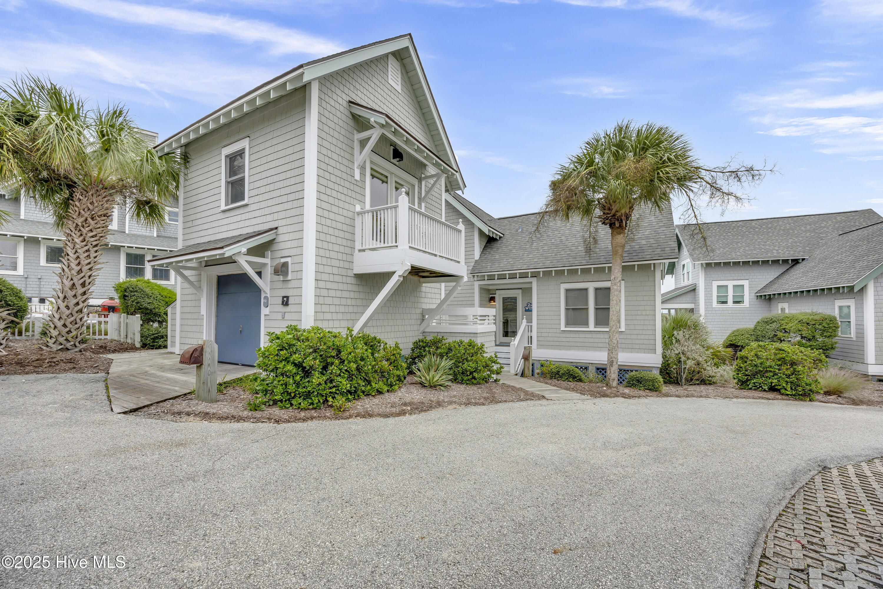 7 Isle Of Skye Crescent Property Photo 6