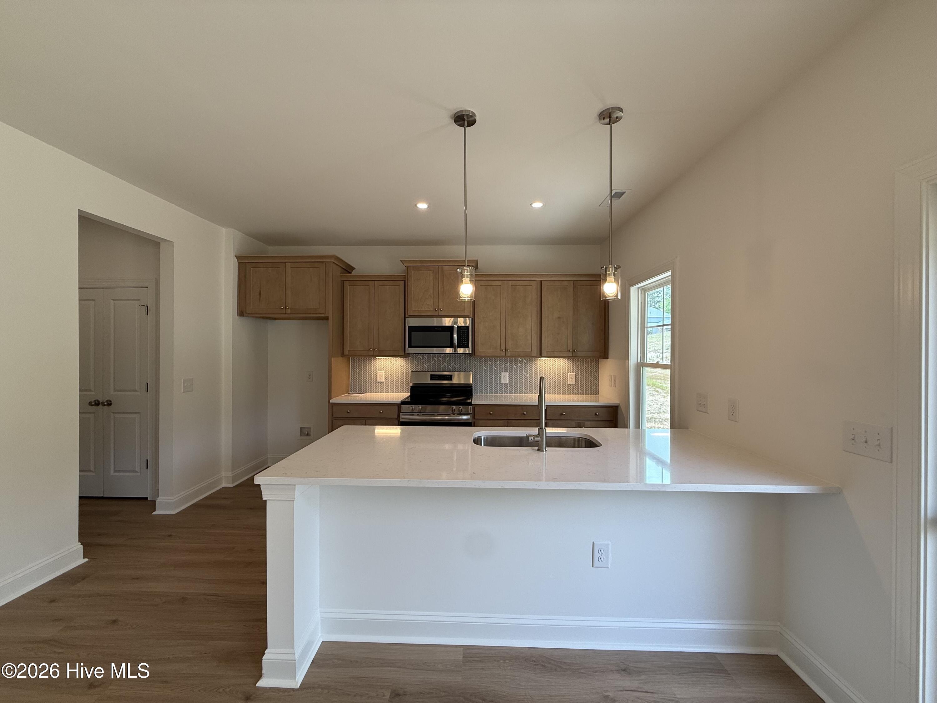 142 Carver Street Property Photo 8