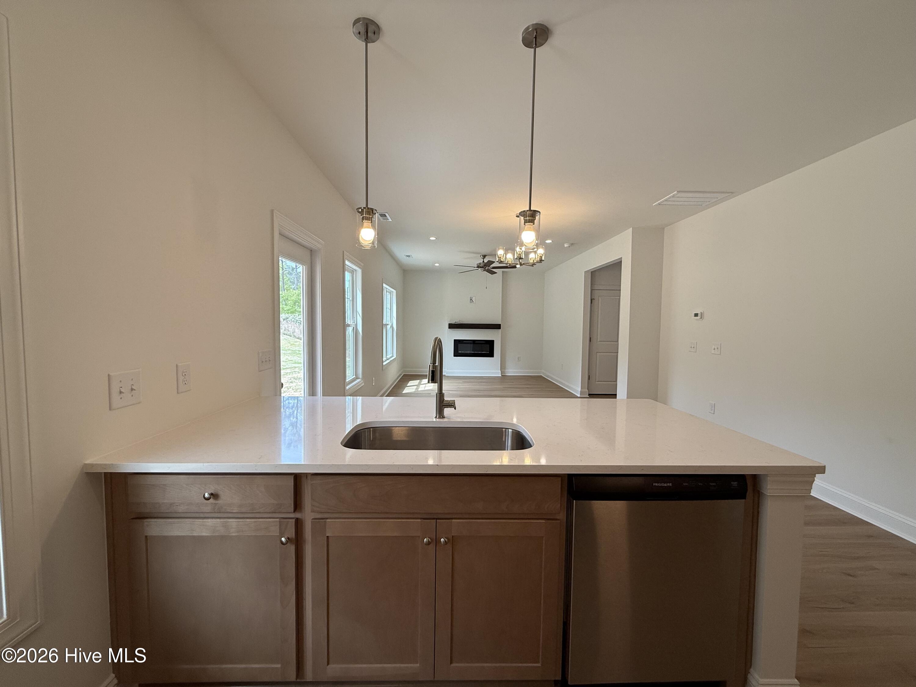 142 Carver Street Property Photo 11