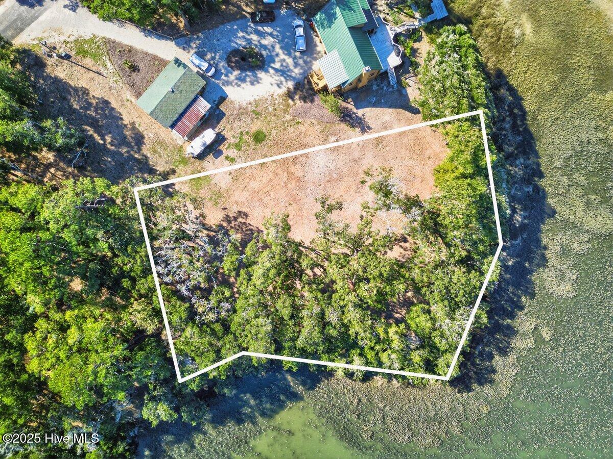 3810 Windy Point Road Property Photo 14