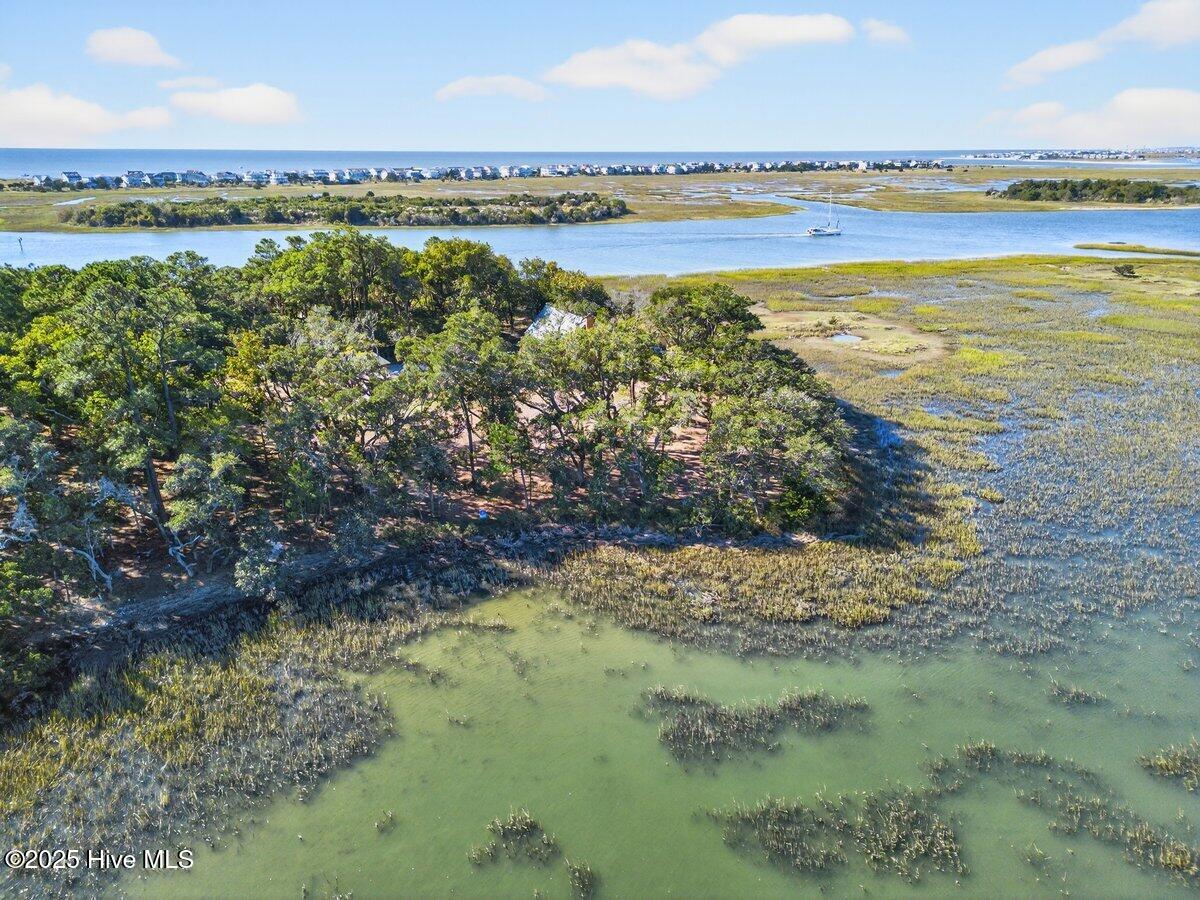 3810 Windy Point Road Property Photo 21