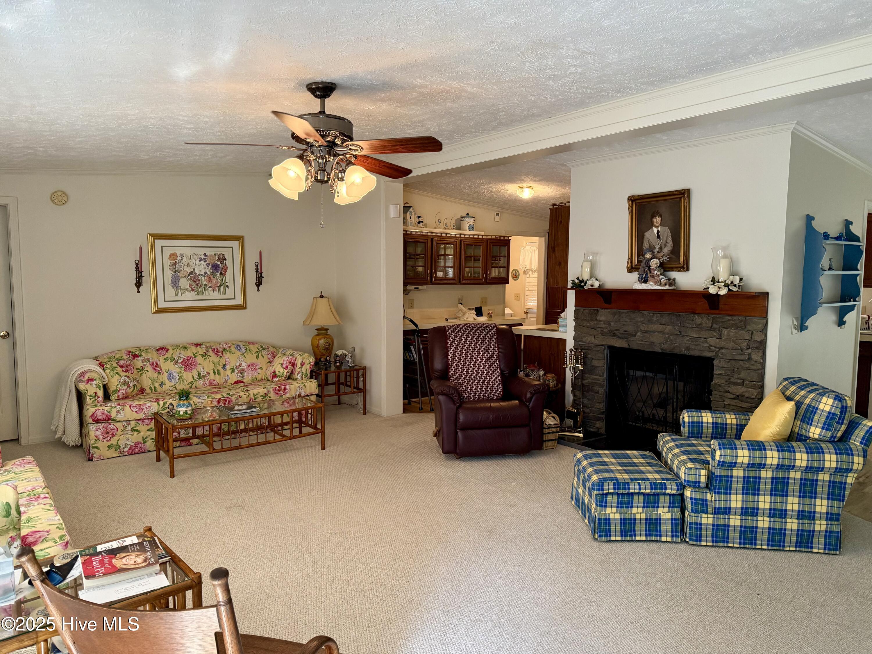 902 Aberdeen Road Property Photo 2