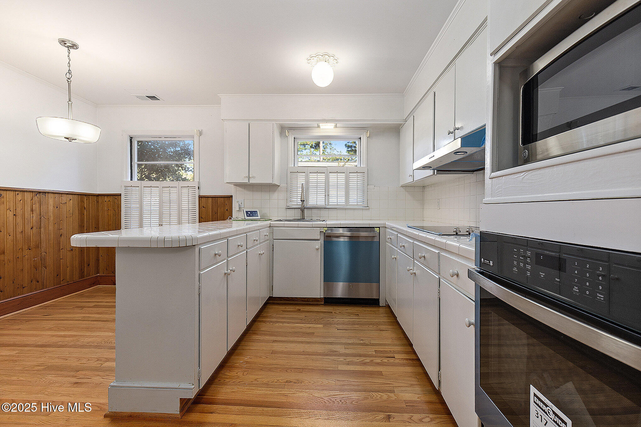 211 Pireway Road Property Photo 14