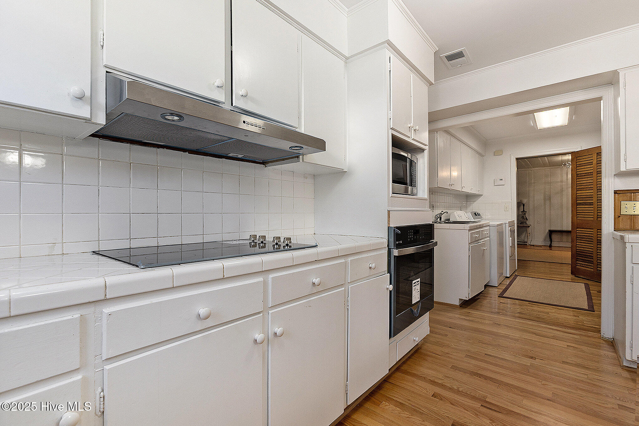 211 Pireway Road Property Photo 15
