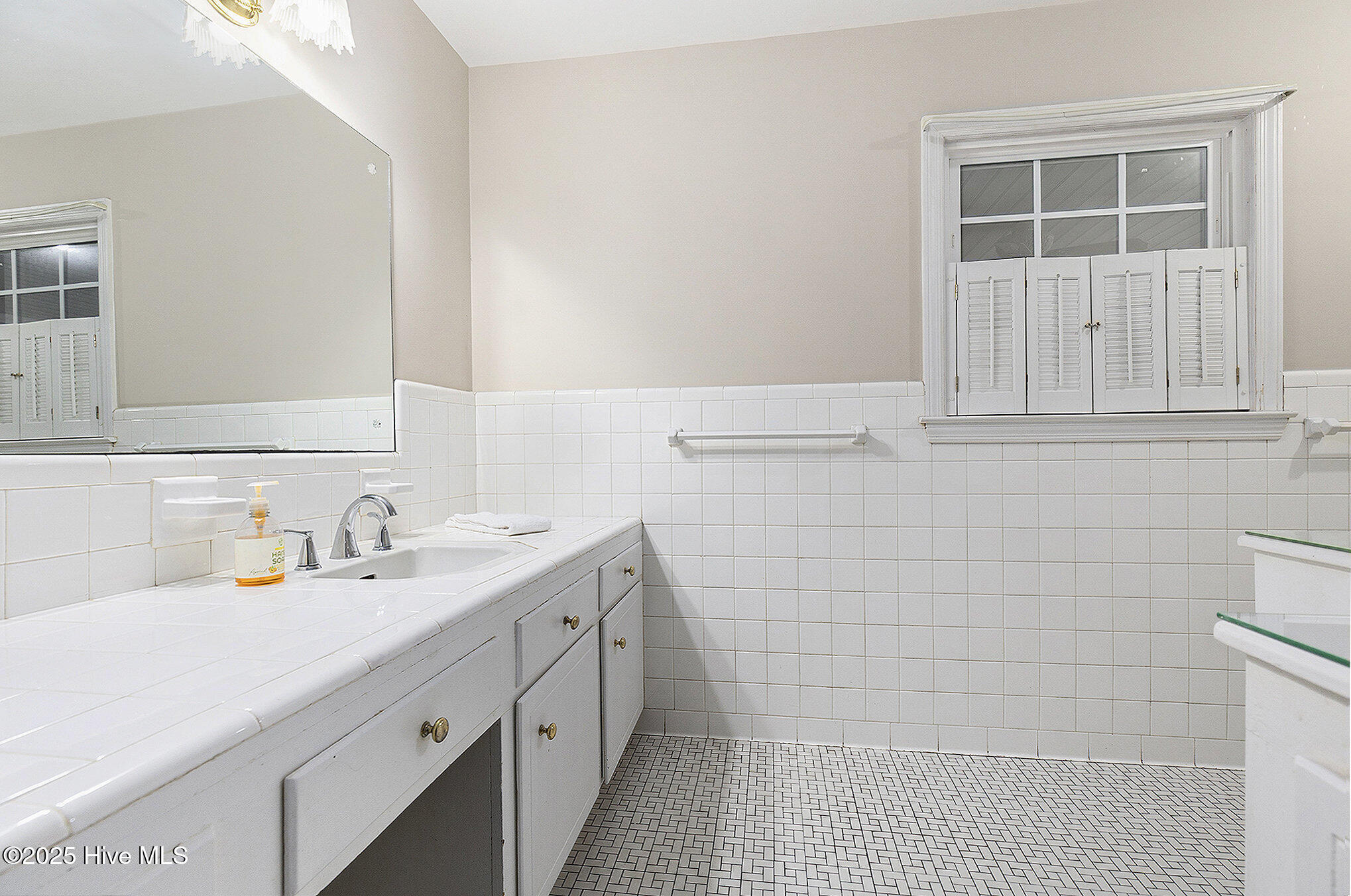 211 Pireway Road Property Photo 22