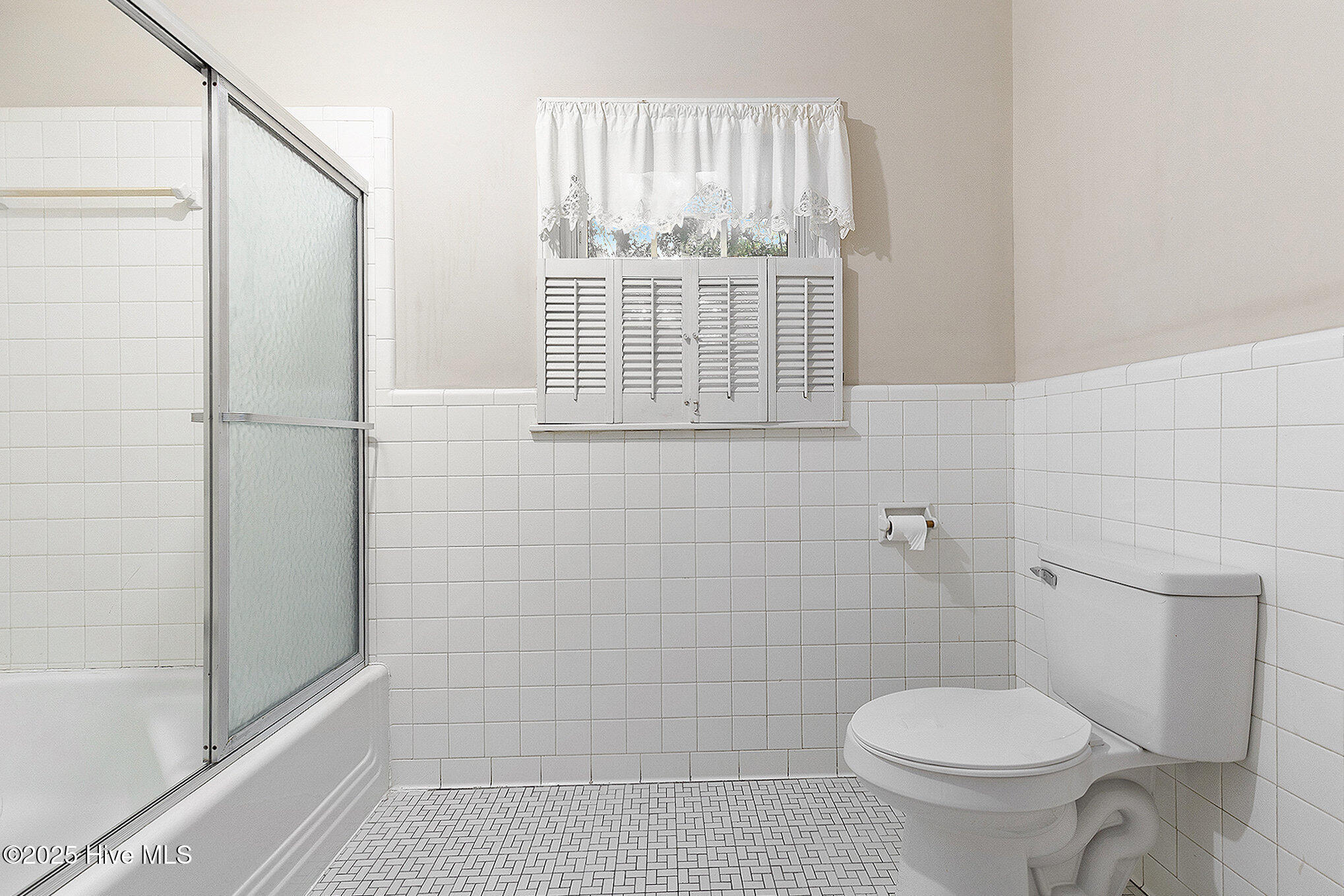 211 Pireway Road Property Photo 26