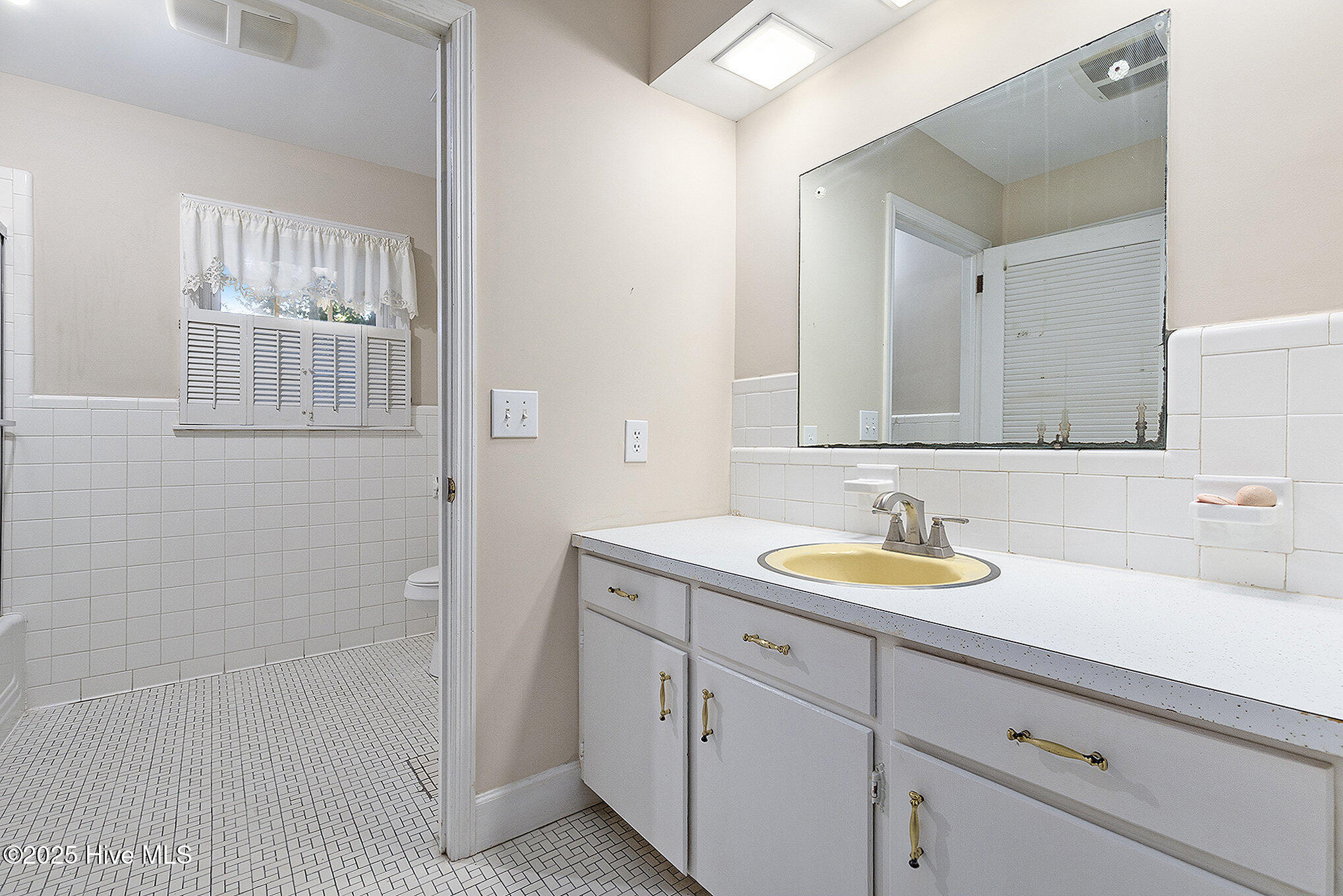 211 Pireway Road Property Photo 27