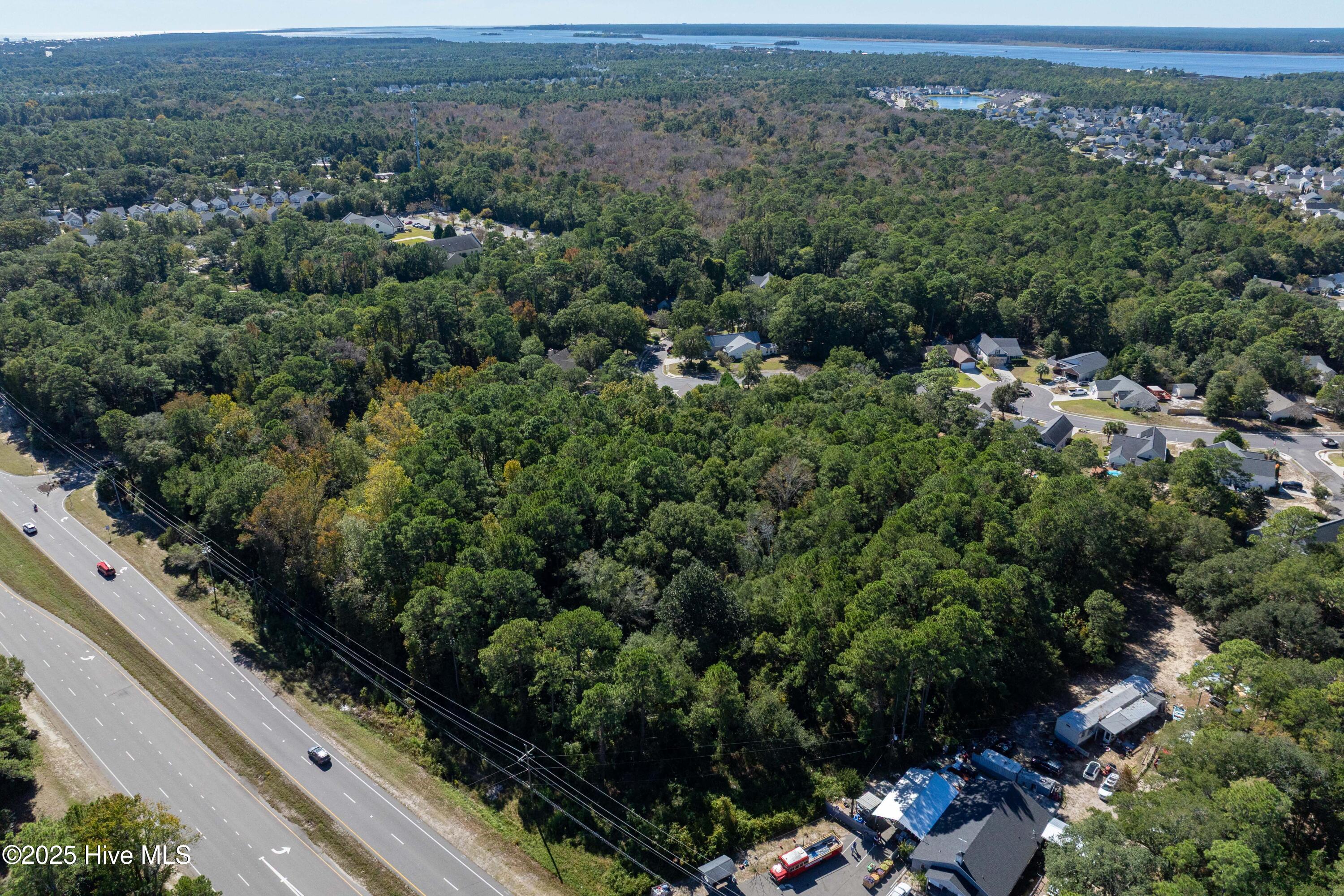 6634 Carolina Beach Road Property Photo 4