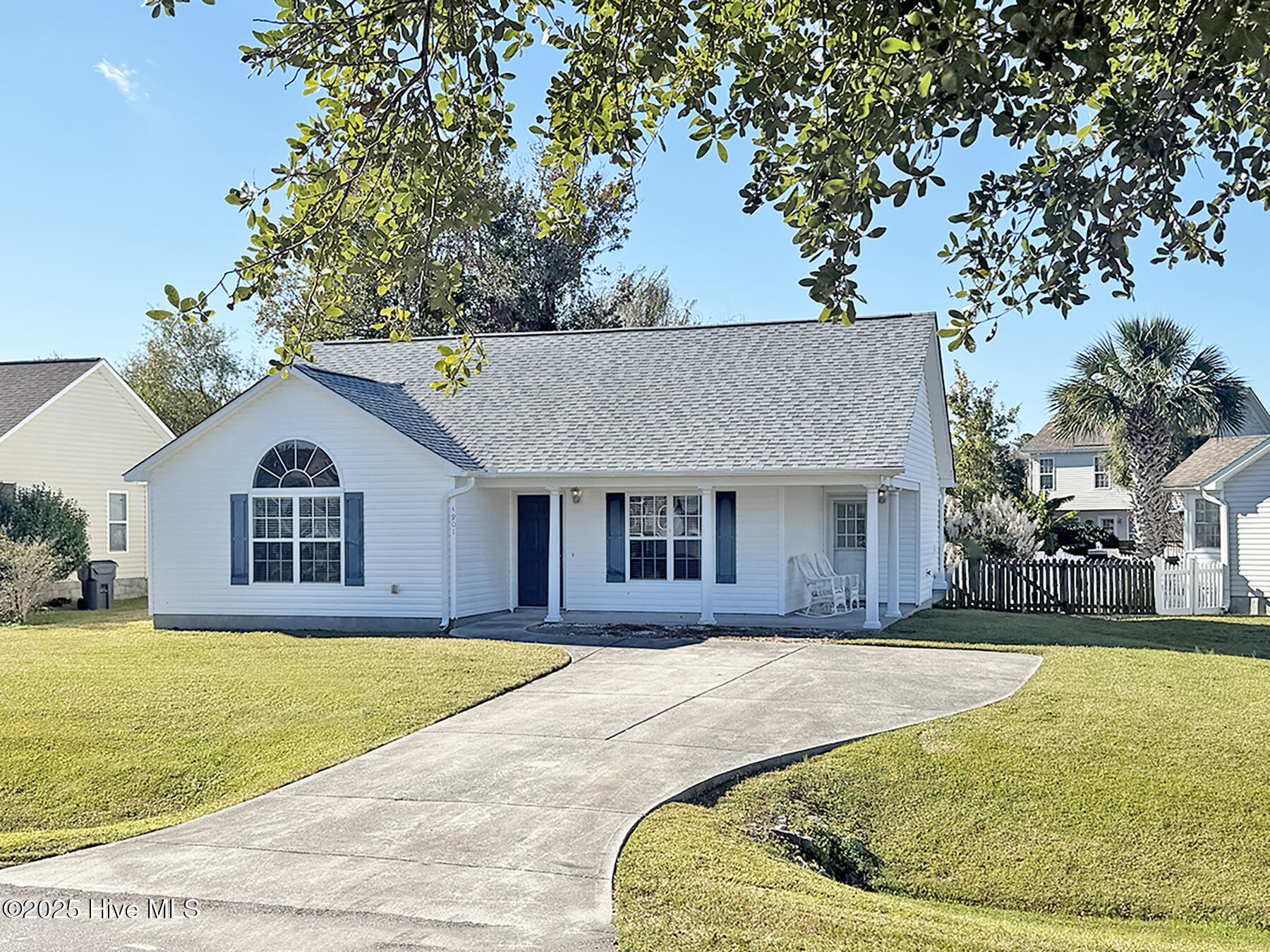 4901 N Hampton Drive Se Property Photo 1