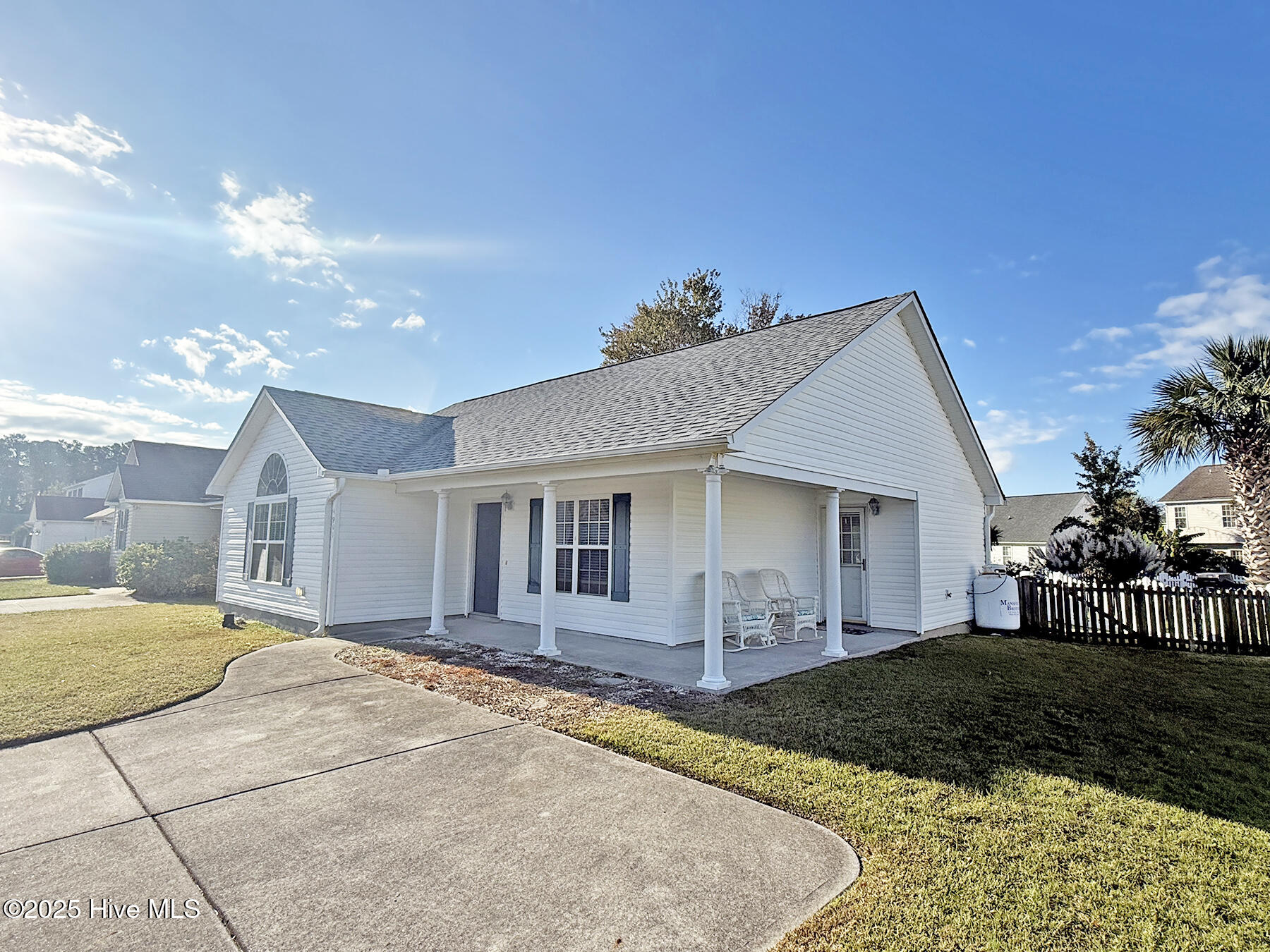 4901 N Hampton Drive Se Property Photo 6