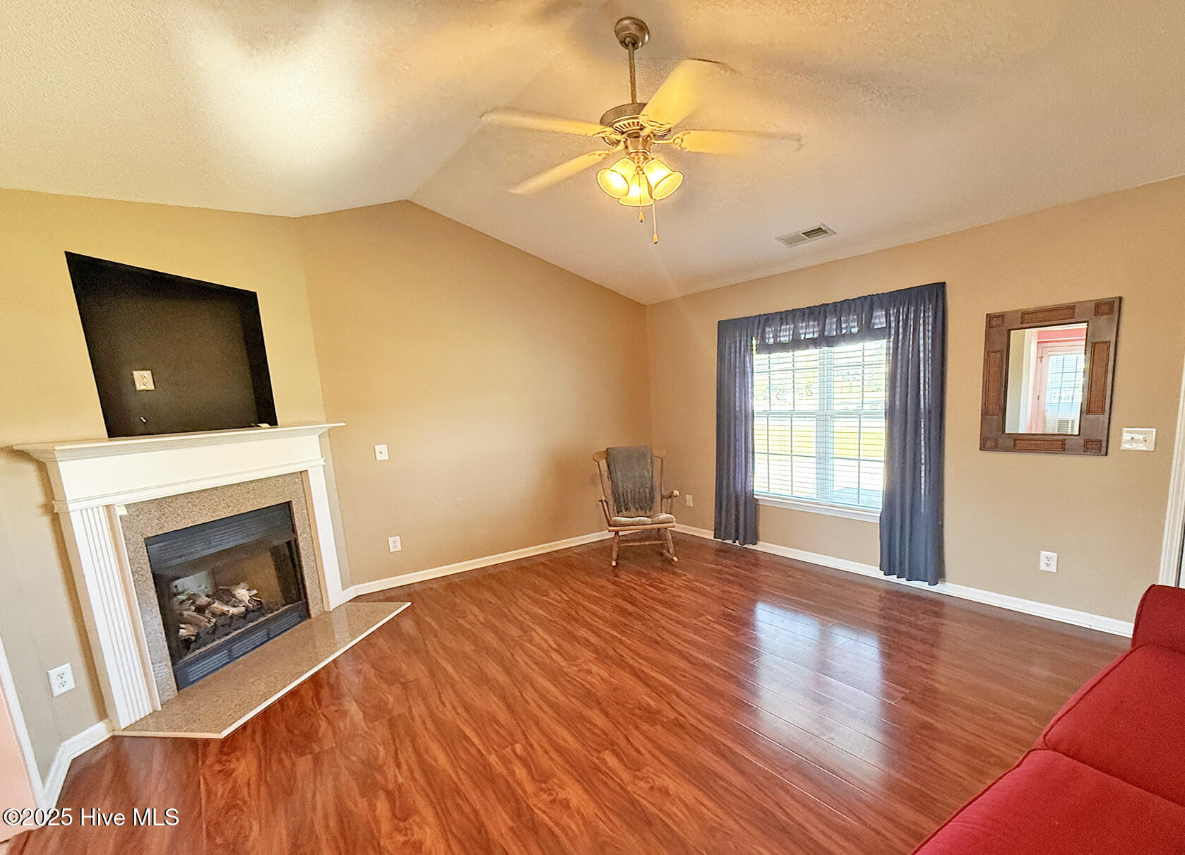 4901 N Hampton Drive Se Property Photo 19