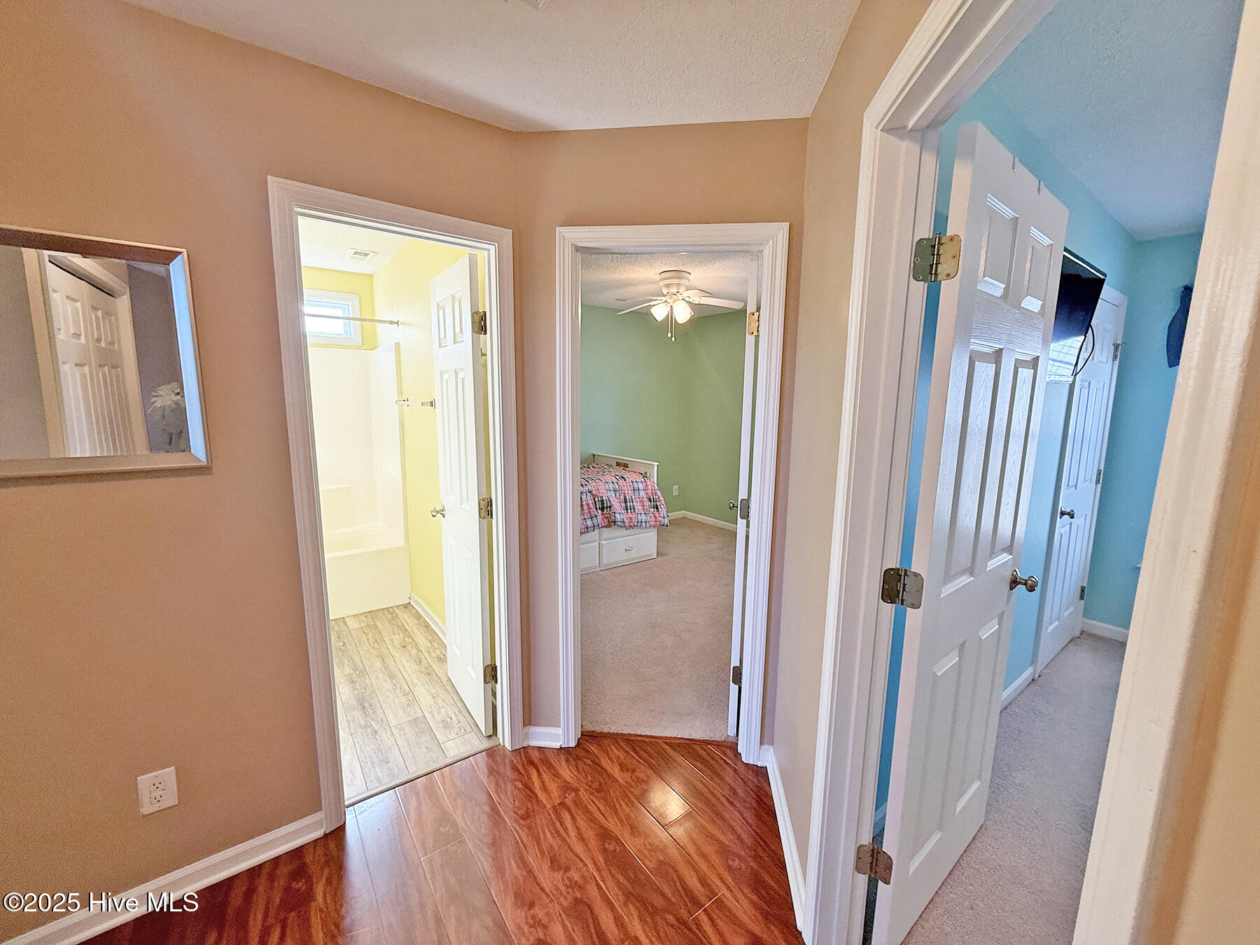 4901 N Hampton Drive Se Property Photo 20