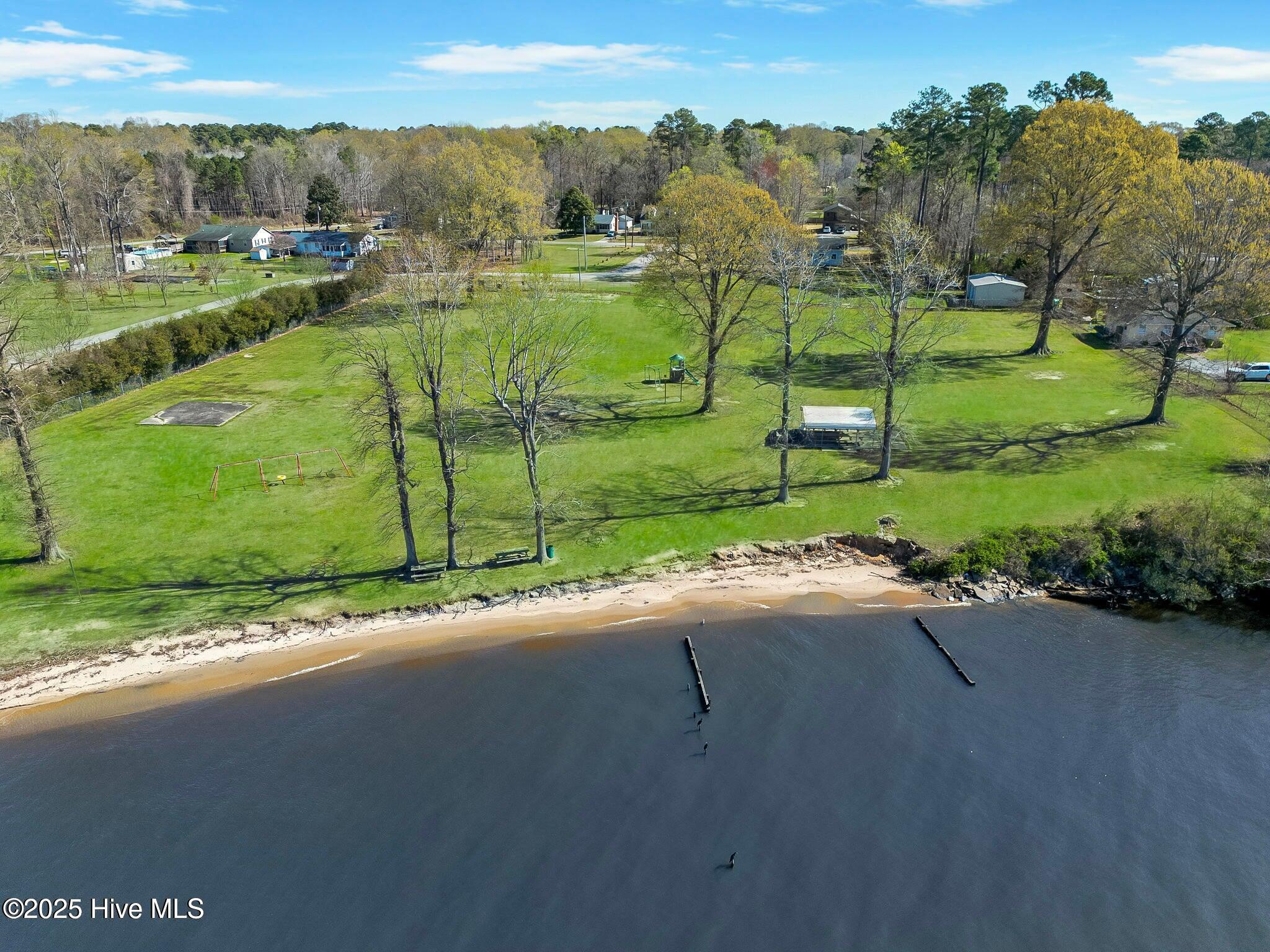 302 Cypress Drive Property Photo 2