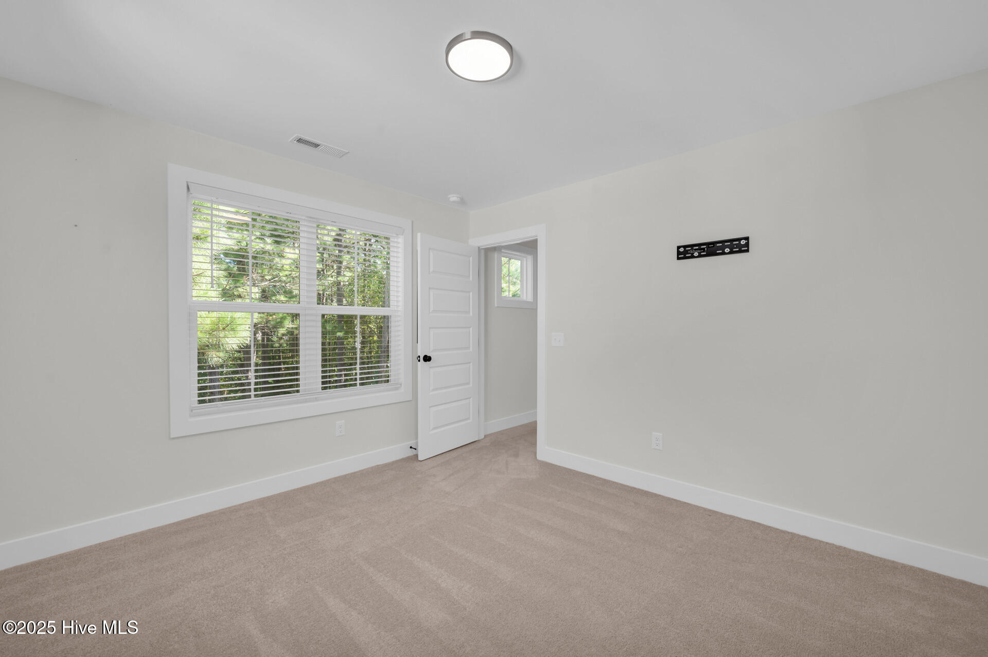 1212 Kerr Lake Drive Property Photo 25