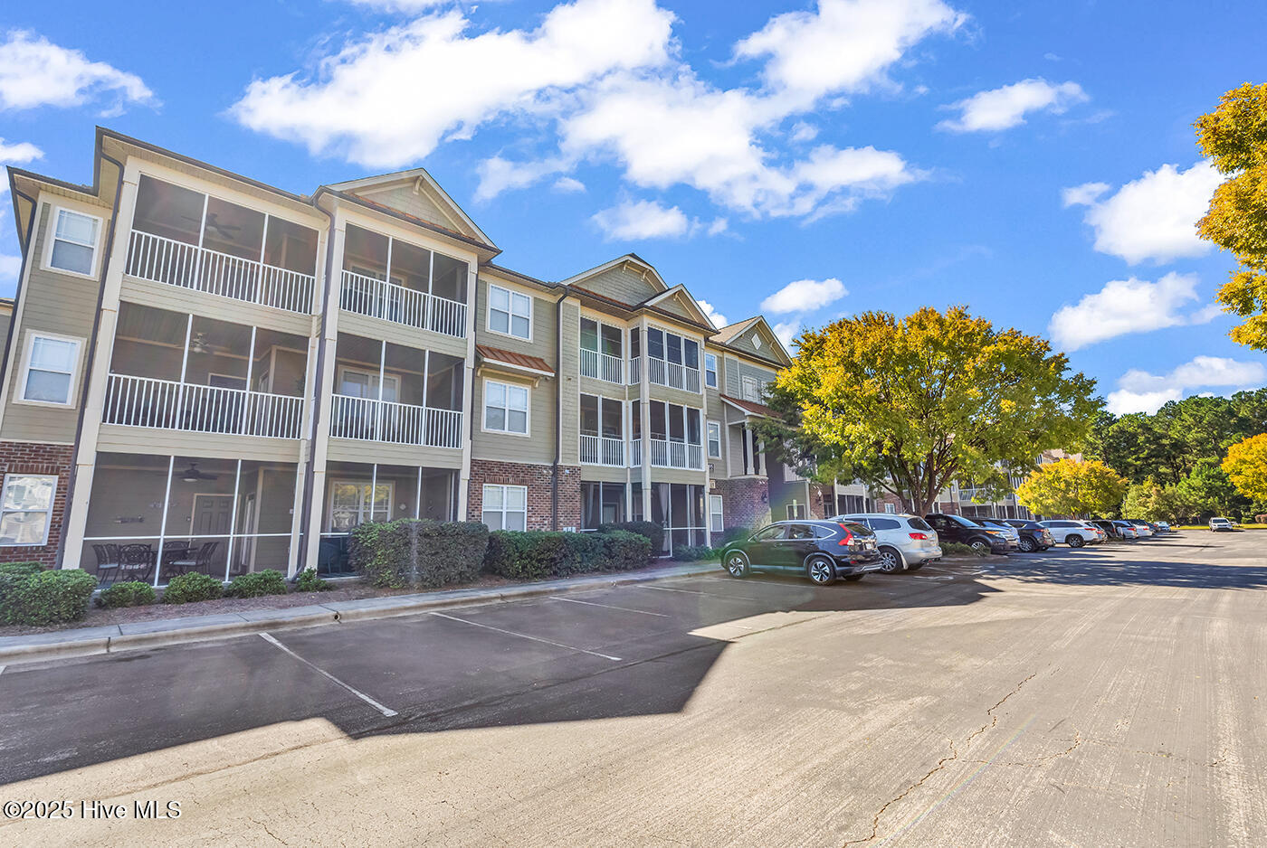 395 S Crow Creek Drive Unit 1304 Property Photo 1