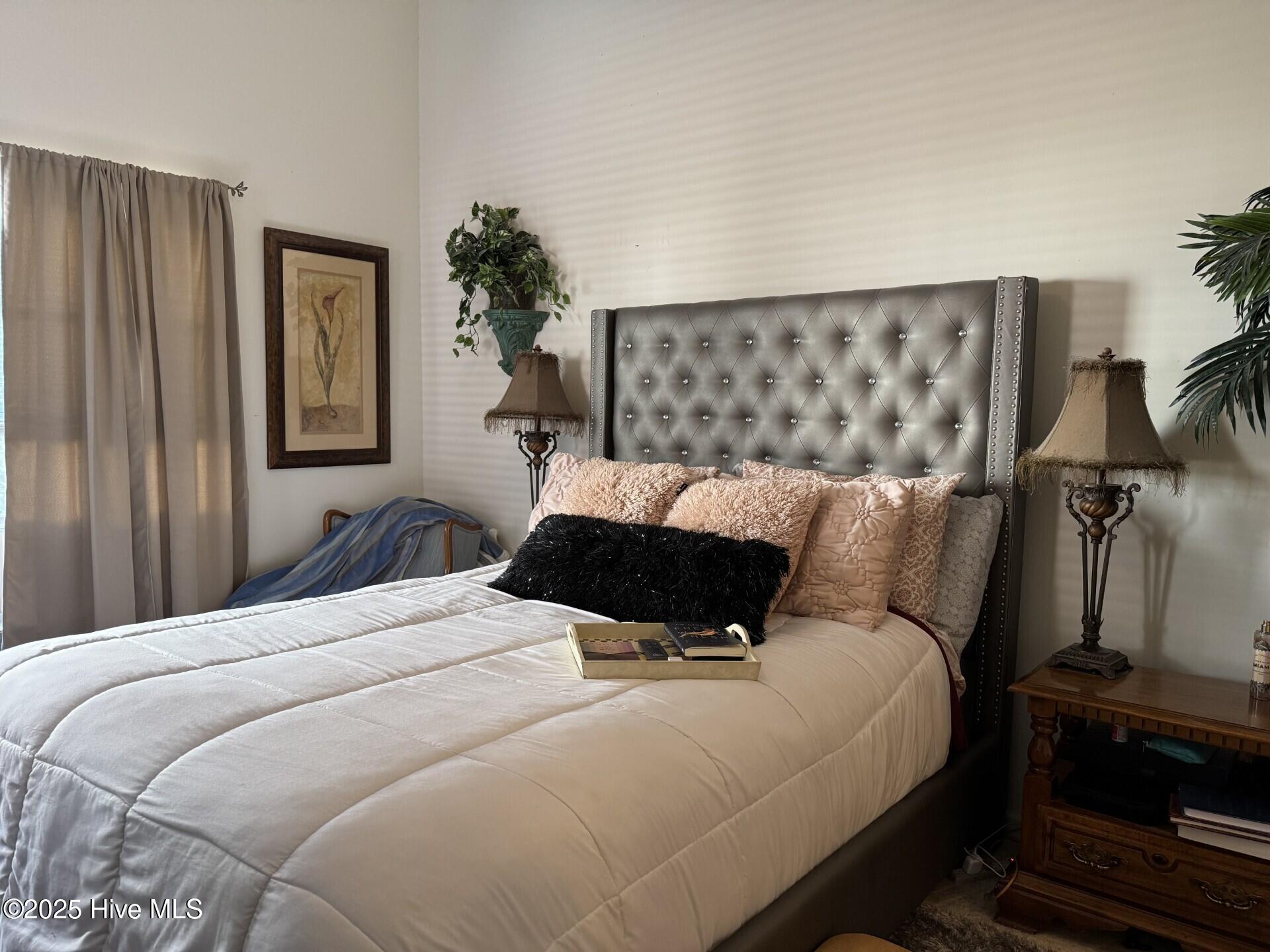 206 Hibiscus Way Property Photo 3