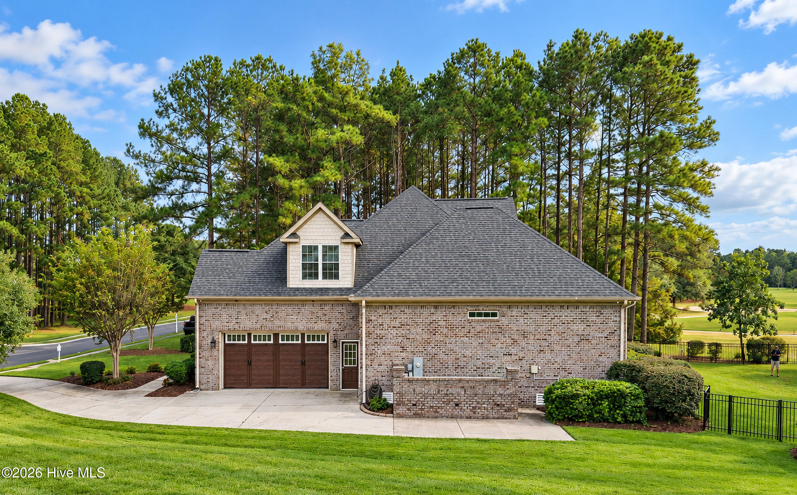 433 Crow Creek Drive Nw Property Photo 2