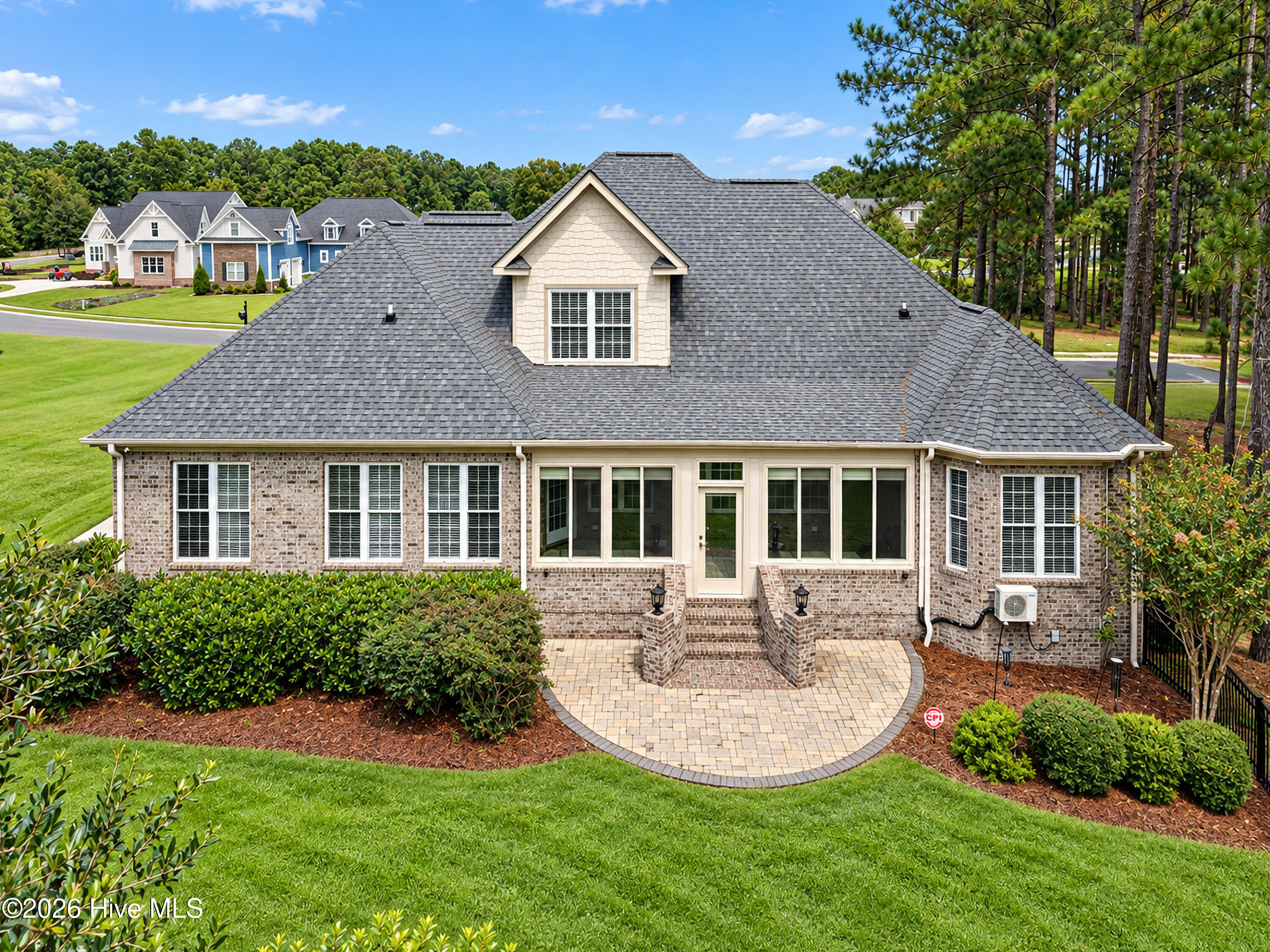 433 Crow Creek Drive Nw Property Photo 4