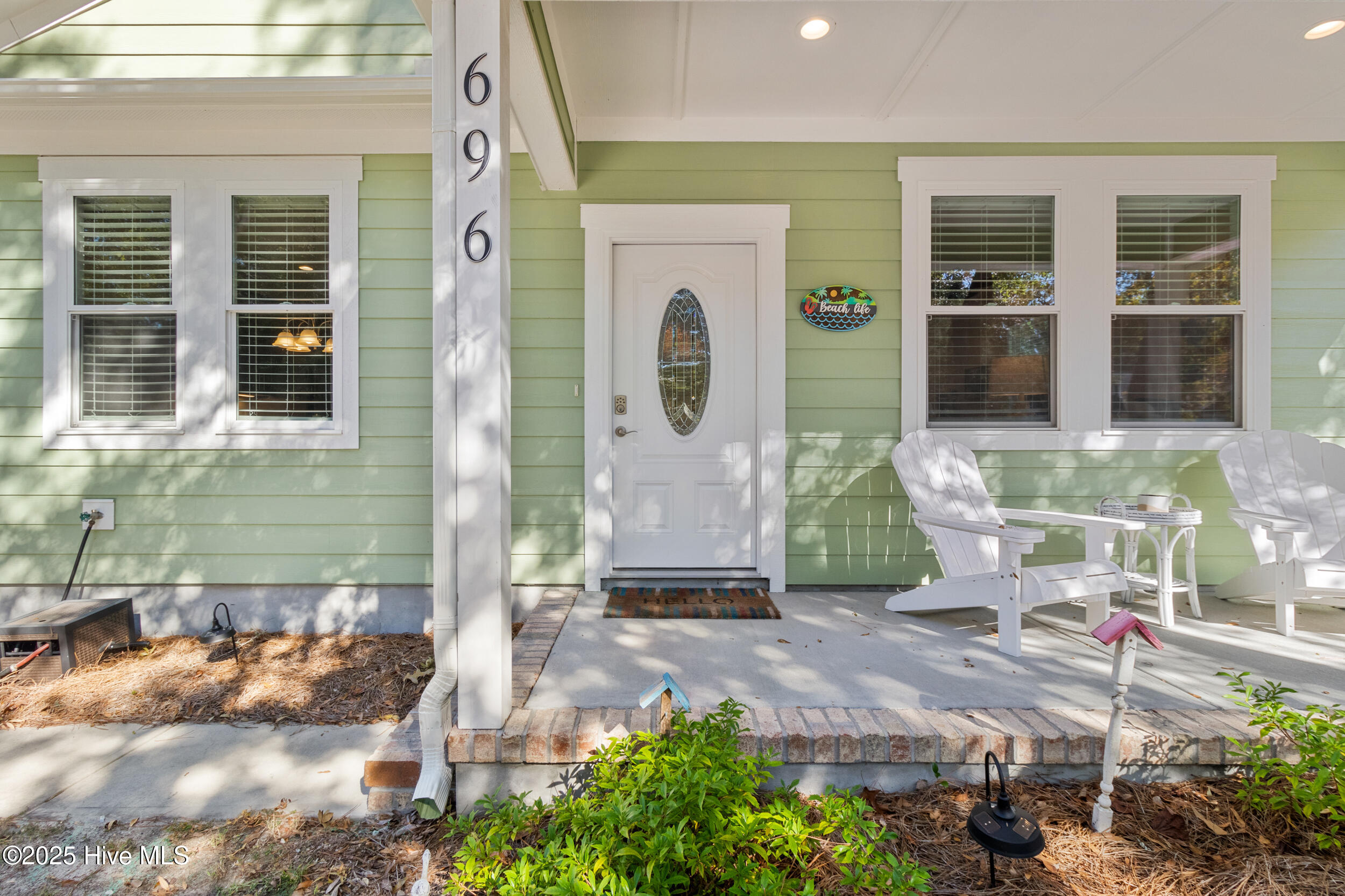 696 Folly Drive Property Photo 6