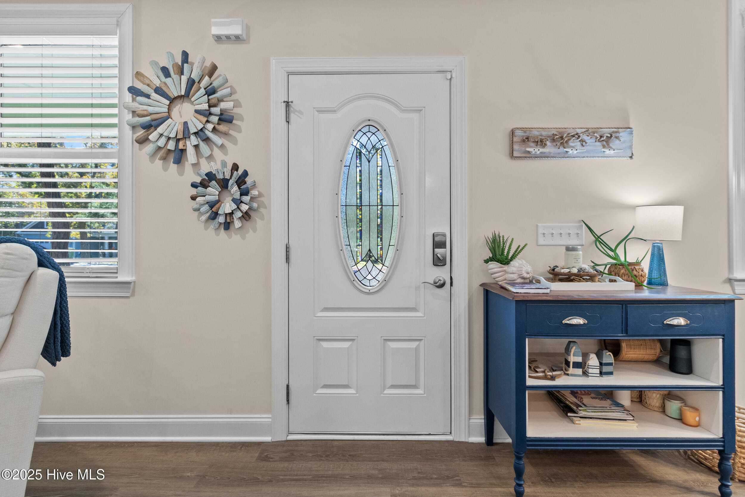 696 Folly Drive Property Photo 8