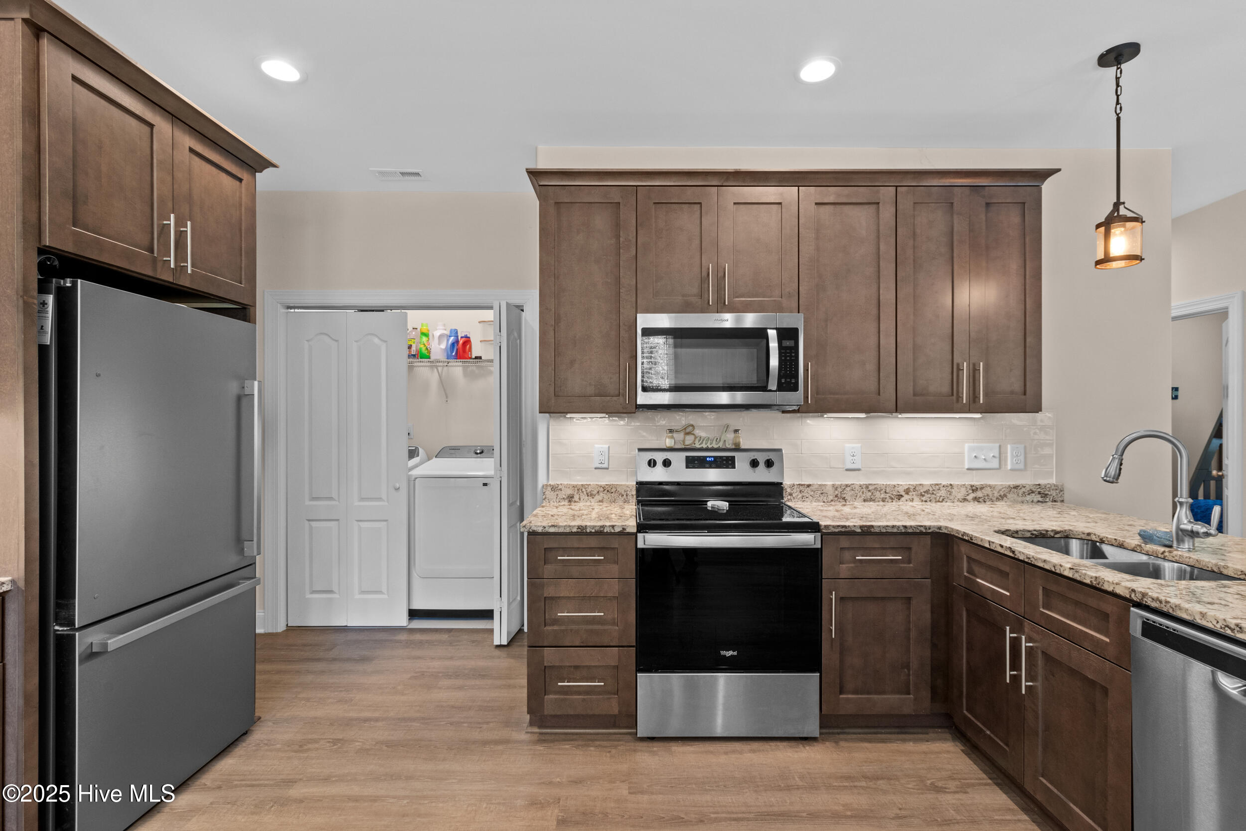 696 Folly Drive Property Photo 17