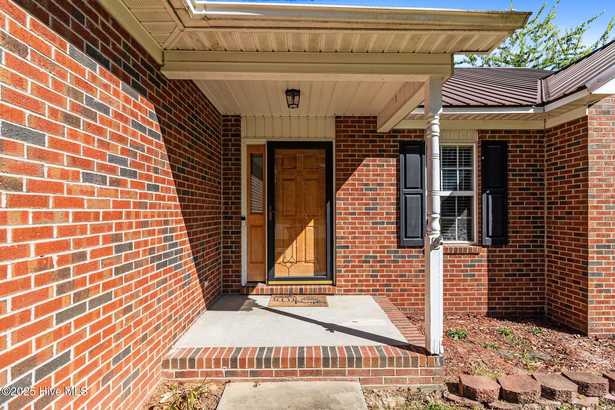 780 Wayside Road Property Photo 4