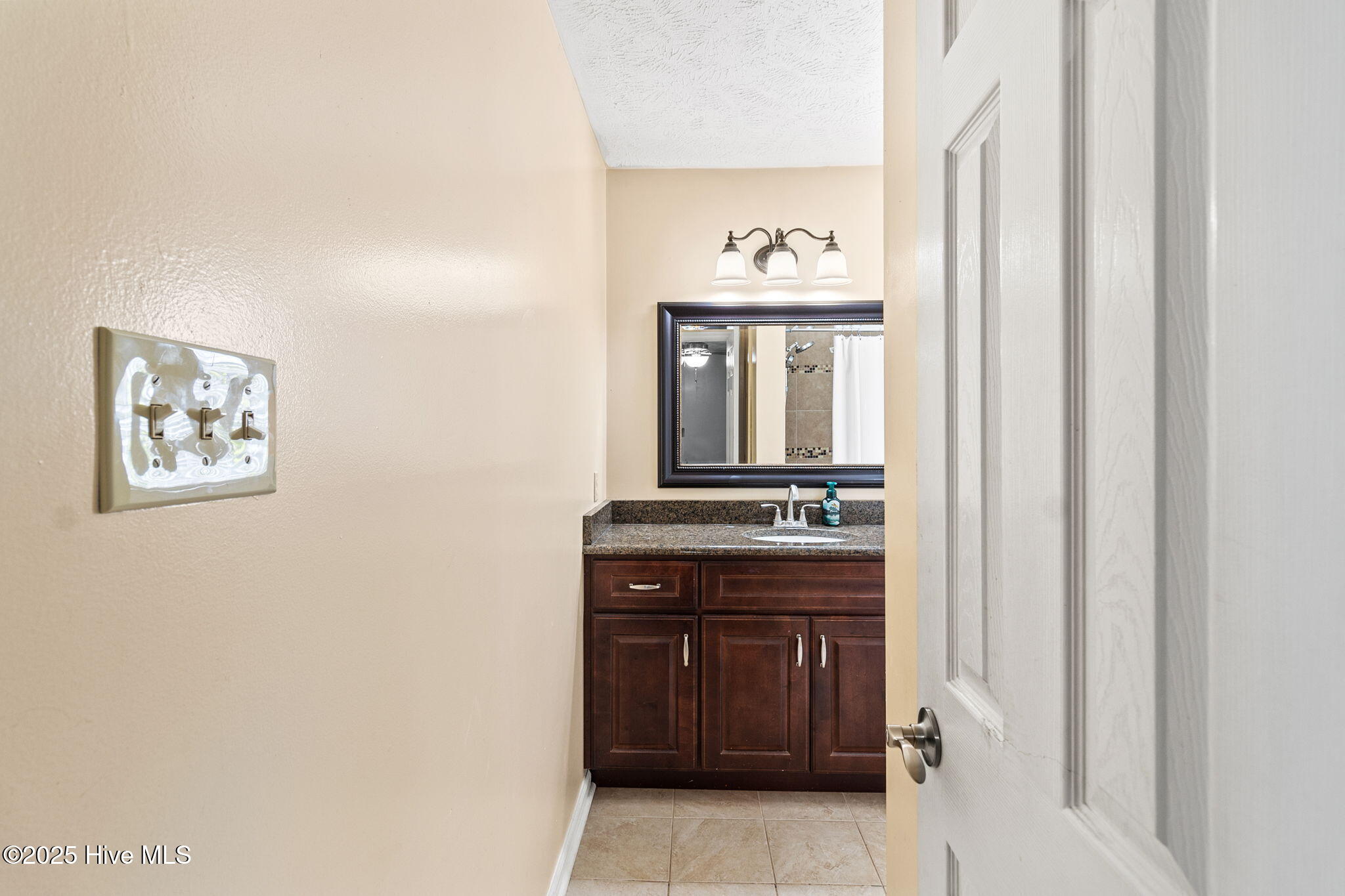 780 Wayside Road Property Photo 21